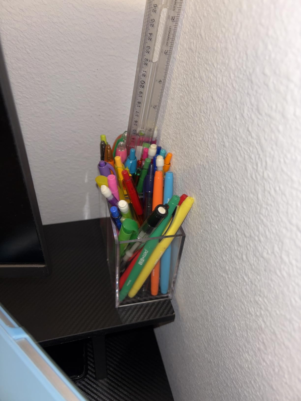 2 Pack Clear Acrylic Pencil Pen Holder Cup,Desk Accessories Holder,Makeup Brush Storage Organizer,Modern Design Desktop Stationery Organizer for Office School Home Supplies,2.6x 2.6x 4 inches customer photo 1