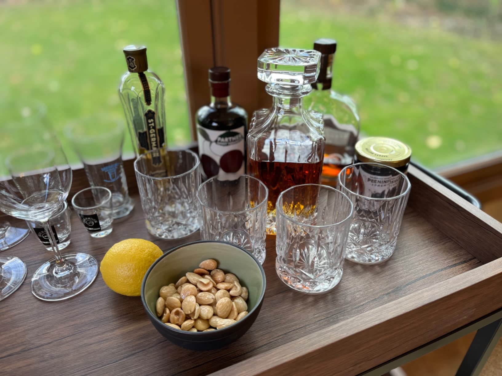 LIGHTEN LIFE Whiskey Decanter Set for Men - Whiskey Decanter with 4 Whiskey Glasses in Gift Box, Non-Lead Glass for Bourbon and Liquor - Perfect for Dad, Husband, Retirement, Whiskey Lovers customer photo 1