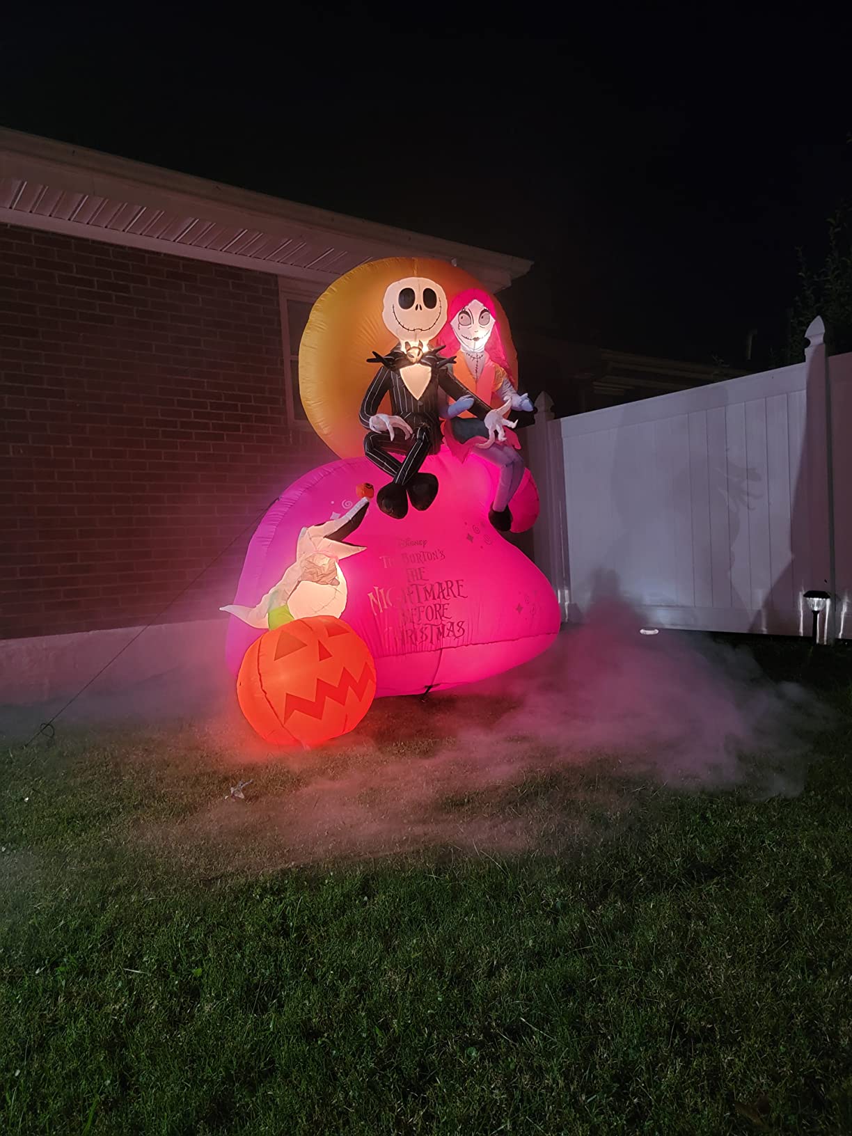 Fog Machine Smoke Machine with LED Lights and 12 Color Light Effects customer photo 1
