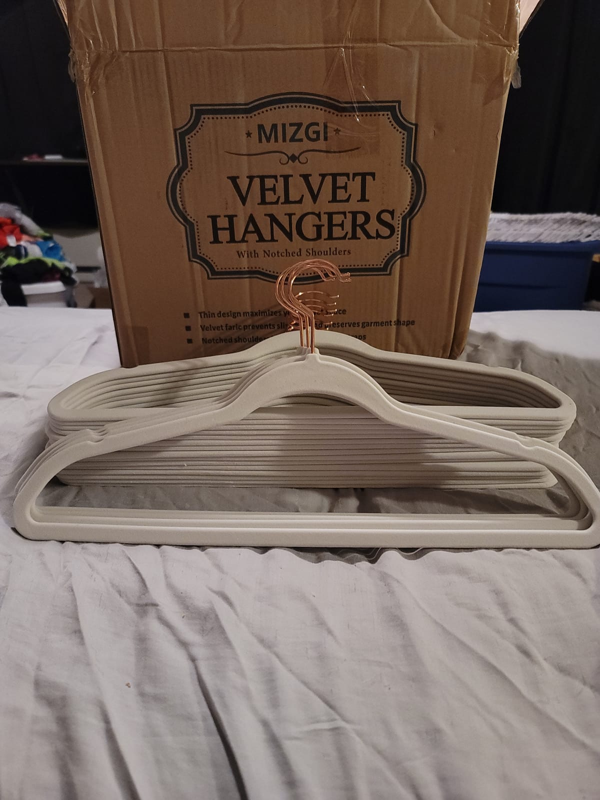 MIZGI Black Velvet Hangers 50 Pack Non Slip Heavy Duty Black Hooks customer photo 2