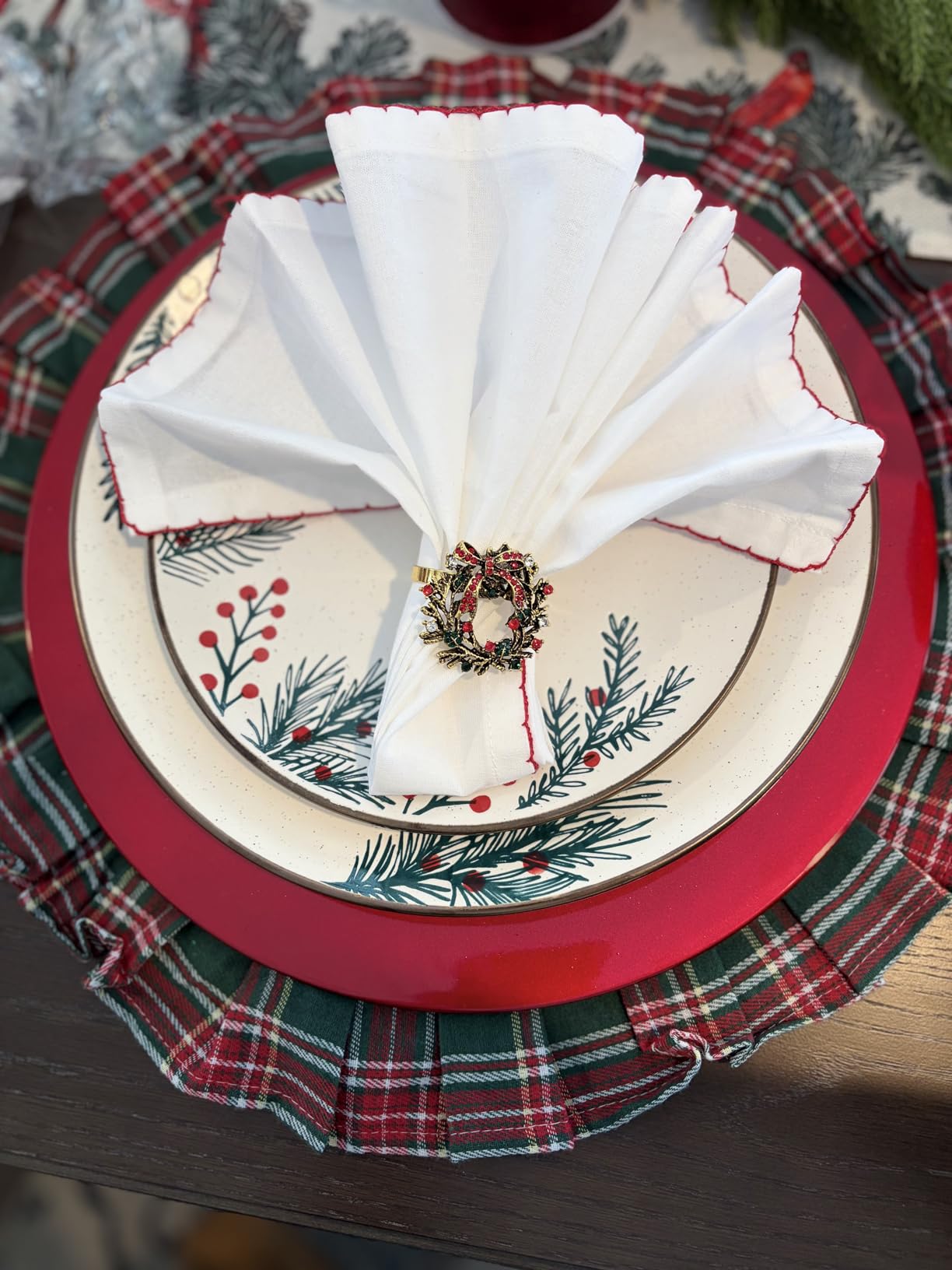 Legigo Set of 6 Christmas Wreath Napkin Rings Set- Metal Xmas Napkin Ring Holders for Cloth Napkins, Christmas Holiday Party Dinner Table Decoration customer photo 2