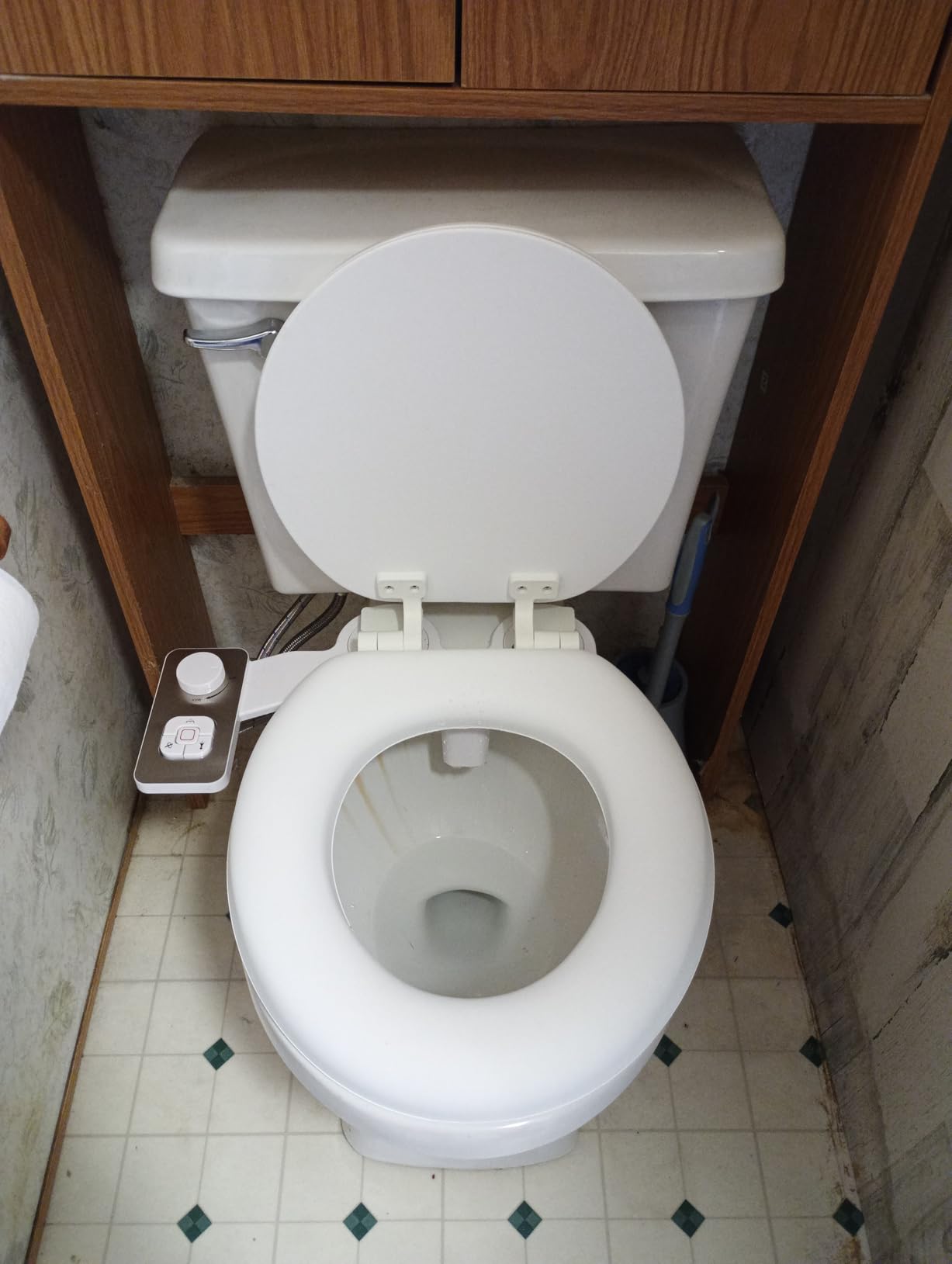 SAMODRA Bidet Attachment, Non-Electric Cold Water Bidet Toilet Seat Attachment with Pressure Controls, Retractable Self-Cleaning Dual Nozzles for Frontal & Rear Wash - Black customer photo 1