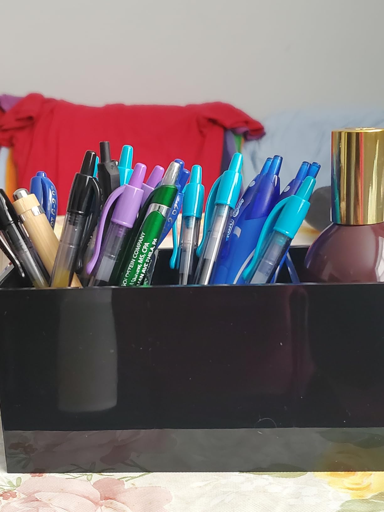 Weiai Black Makeup Brush Holder Organizer, 3 Slot Acrylic Cosmetics Brushes Storage Solution customer photo 2