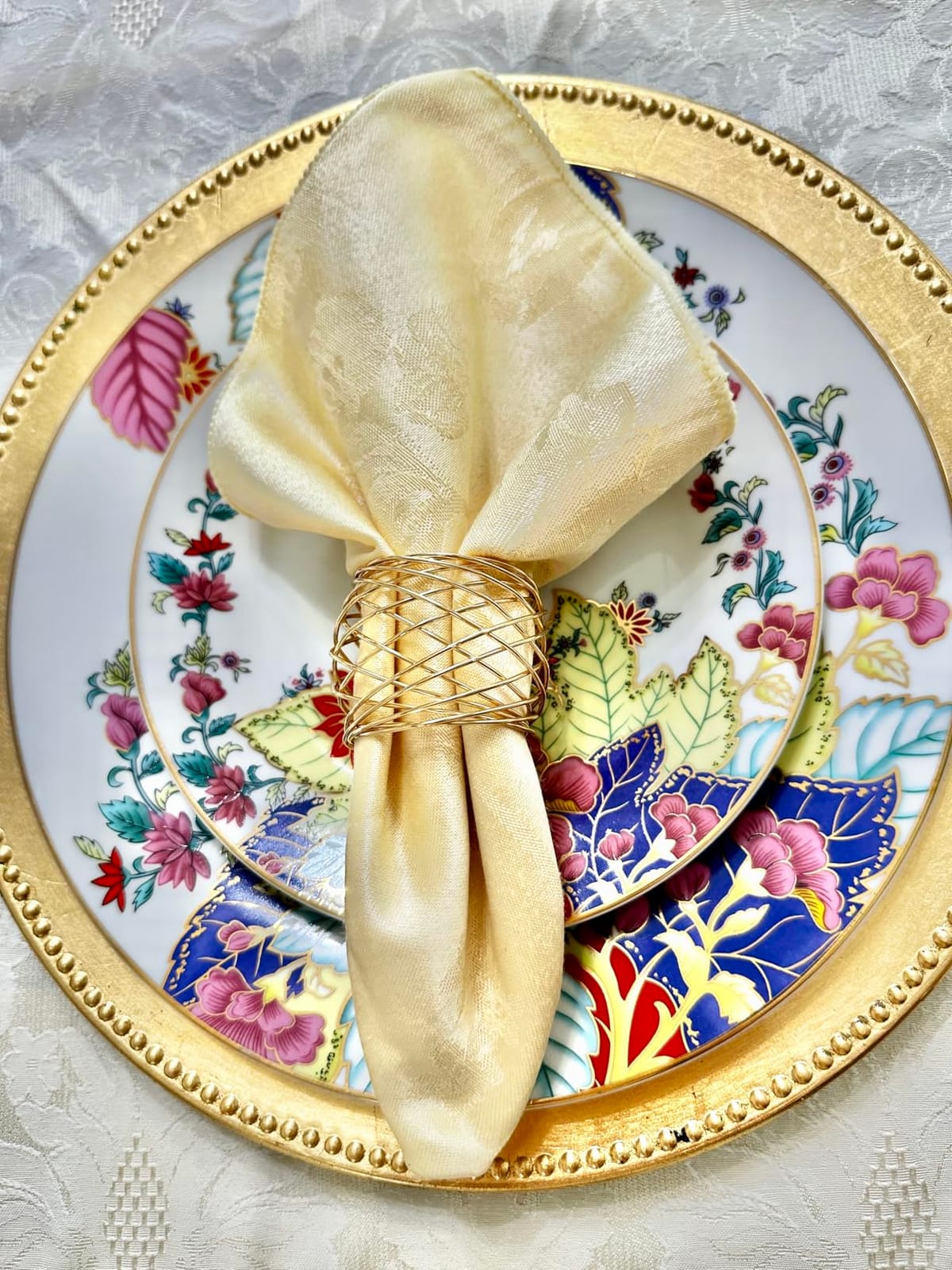 Accmor Napkin Rings, Metal Gold Round Napkin Rings Buckles for Table Decorations, Wedding, Dinner, Party, Set of 6 customer photo 1