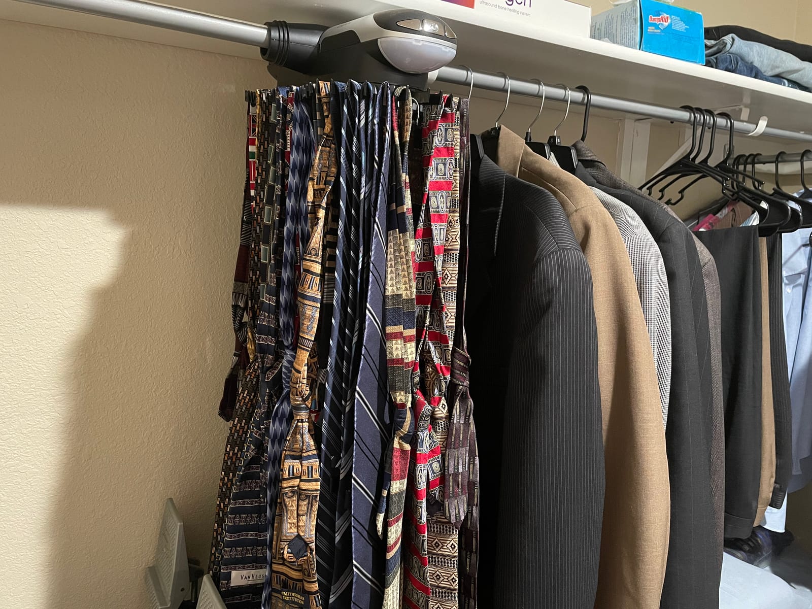 Aniva Motorized Tie Rack Closet Organizer with LED Lights Includes J Hooks for Wired Shelving Stores Up to 72 Ties & 8 Belts, Operates with Batteries customer photo 2