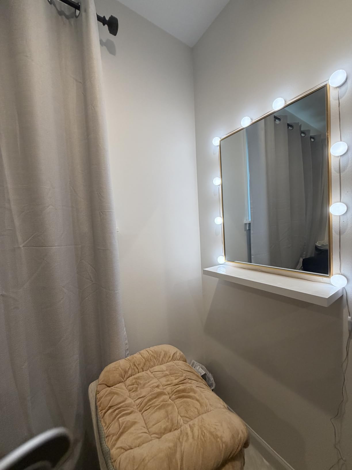 Consciot LED Vanity Lights for Mirror, Hollywood Style 10 Dimmable Bulbs | Adjustable Color & Brightness, USB Cable, Mirror Lights Stick on for Makeup Table Dressing Room Mirror customer photo 1