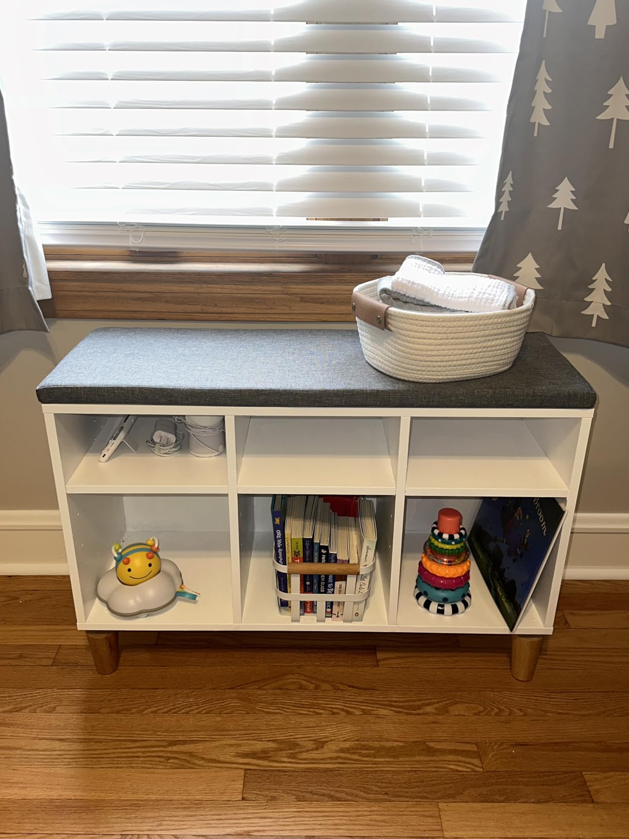 VASAGLE Shoe Bench with Cushion, 6 Compartments, 3 Adjustable Shelves customer photo 1