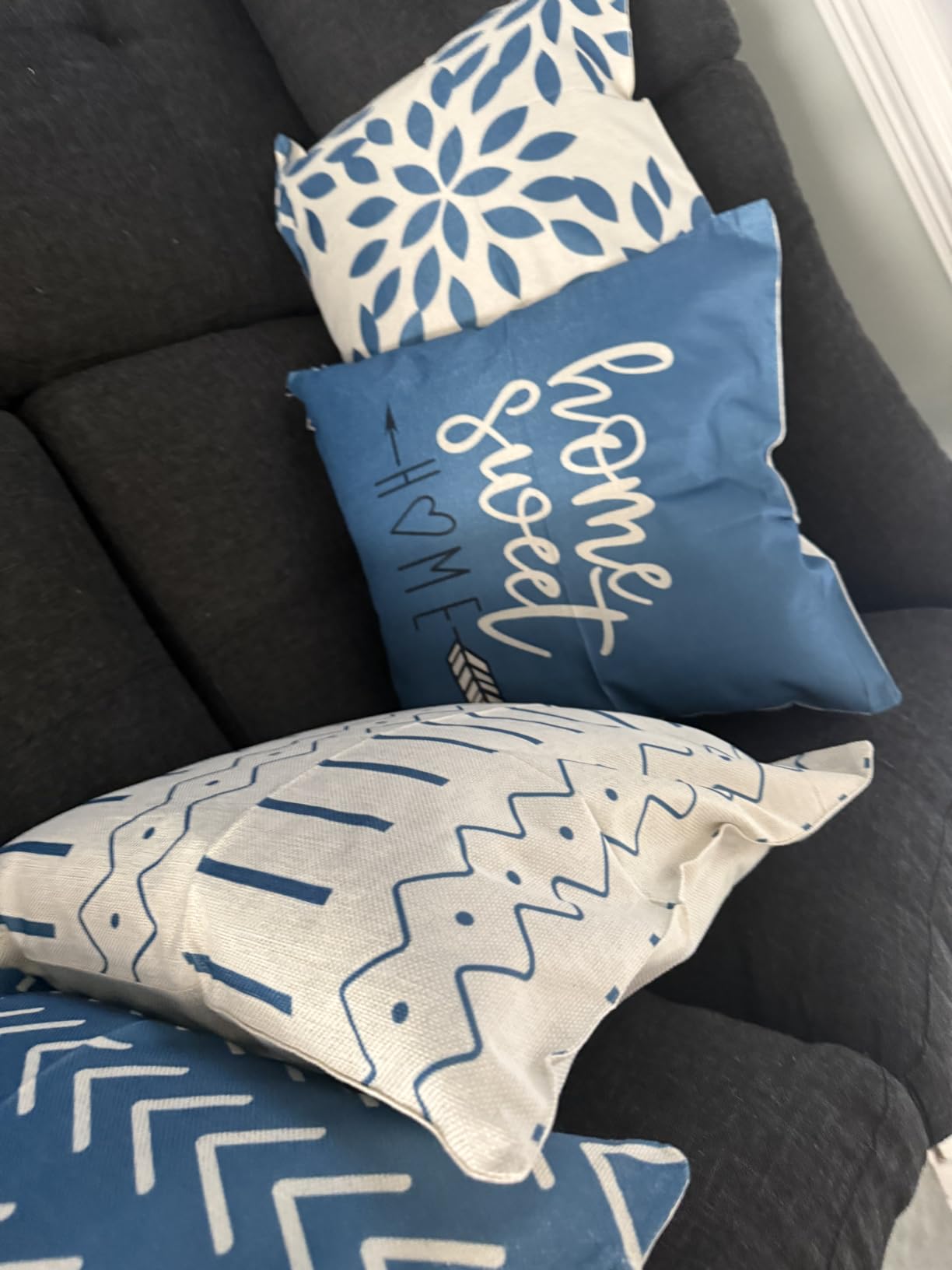 YCOLL Pillow Covers 18x18 Set of 4, Modern Sofa Throw Pillow Cover, Decorative Outdoor Linen Fabric Pillow Case for Couch Bed Car，Light Blue customer photo 1