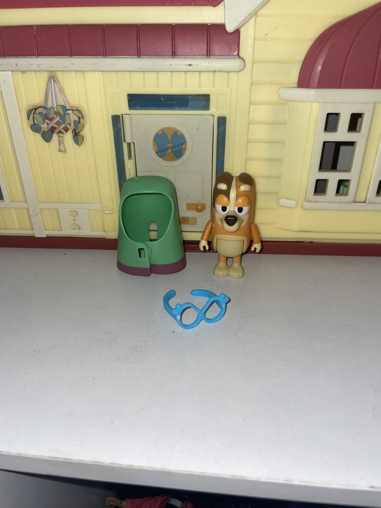 Bluey Family Figure 4-Pack, Poseable Toys with Bingo & Bandit customer photo 2