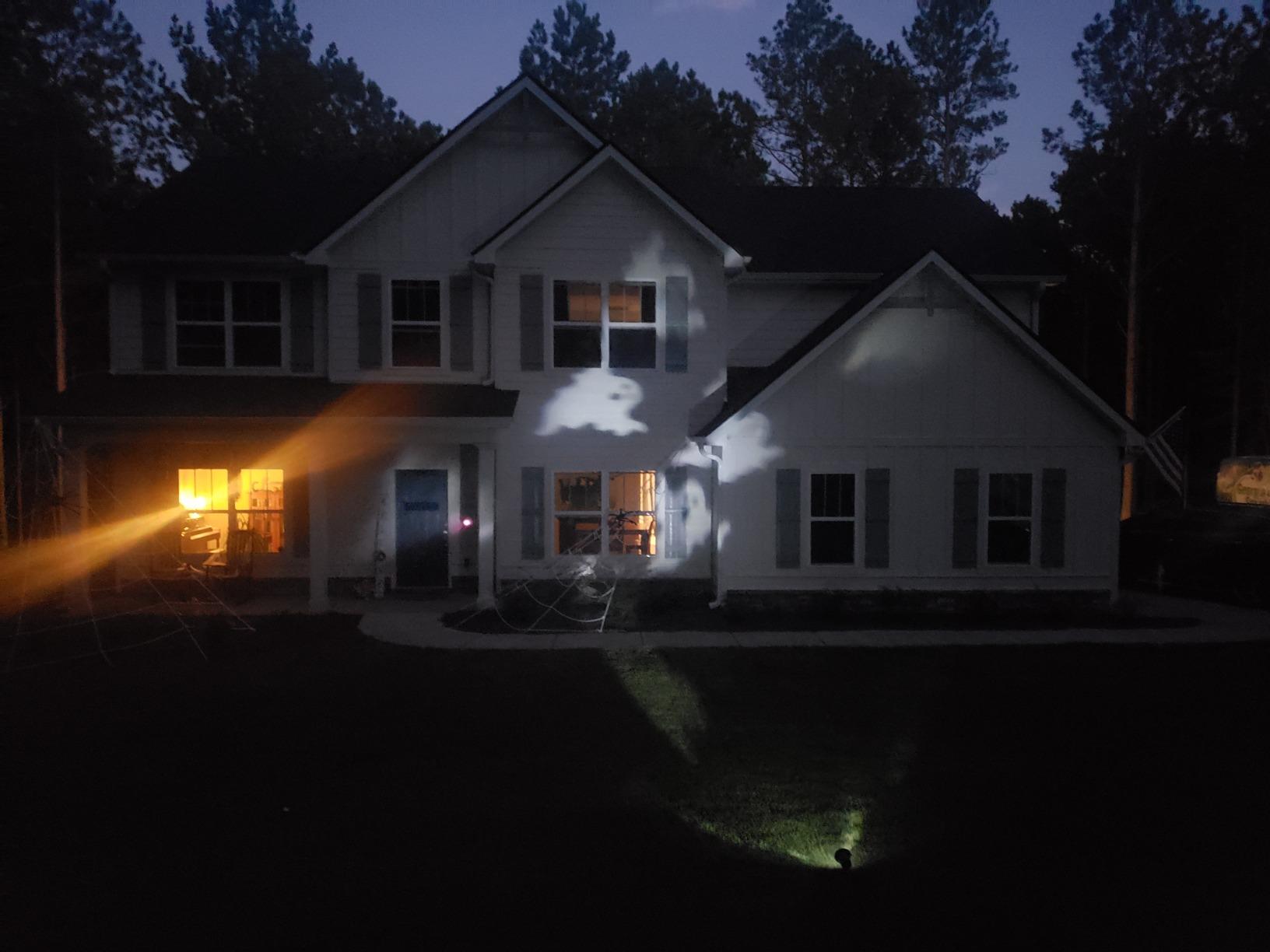 PEIDUO Halloween Projector Lights, Rotating Ghost Projector Halloween, Waterproof Outdoor Halloween Projector, Landscape, Yard, Patio, Garden, Party Decor customer photo 1