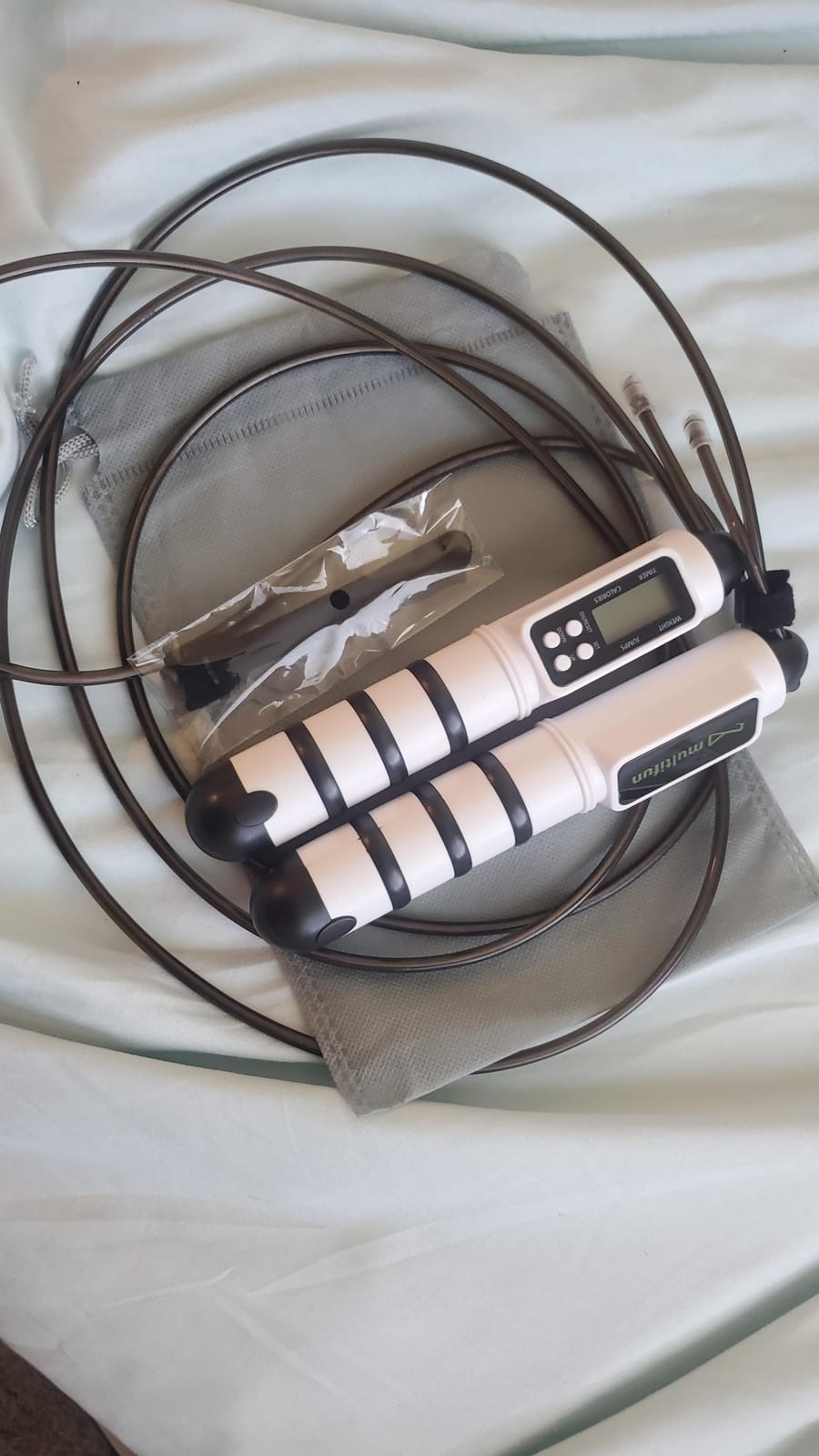 multifun Digital Jump Rope with Smart Counter & Timer - Adjustable Speed Skipping Rope for Fitness, Weight Loss, Boxing, MMA - Tangle-Free Ball Bearings & Anti-Slip Handles for Men, Women, Kids.(2026 New Evolution for 3second Rope Swap) customer photo 1
