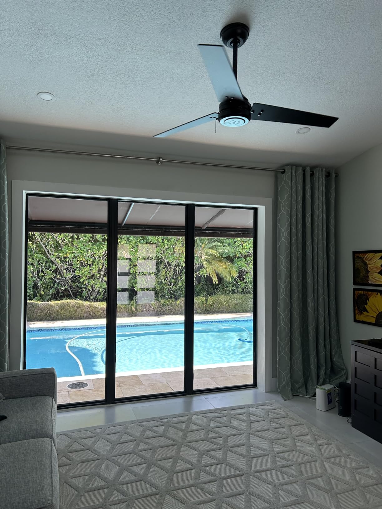 Hunter Cassius, Outdoor or Indoor, Ceiling Fan, 44 inch, Matte Black | No Light, Standard Mount, Pull Chain, 3 Blades, For Living Room, Patio, Porch, Garage, 50260 customer photo 1