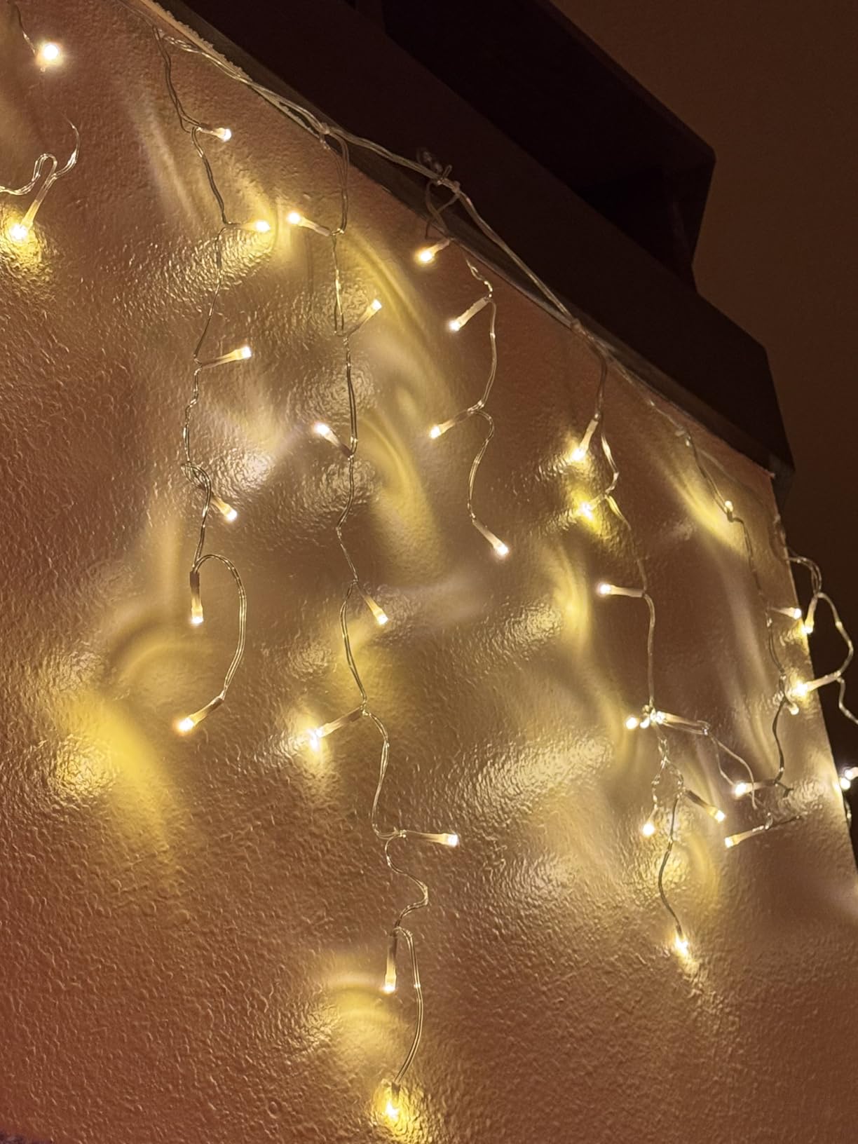 Ollny Icicle Lights for Outside, 306LED 25FT Waterproof Christmas Light customer photo 1