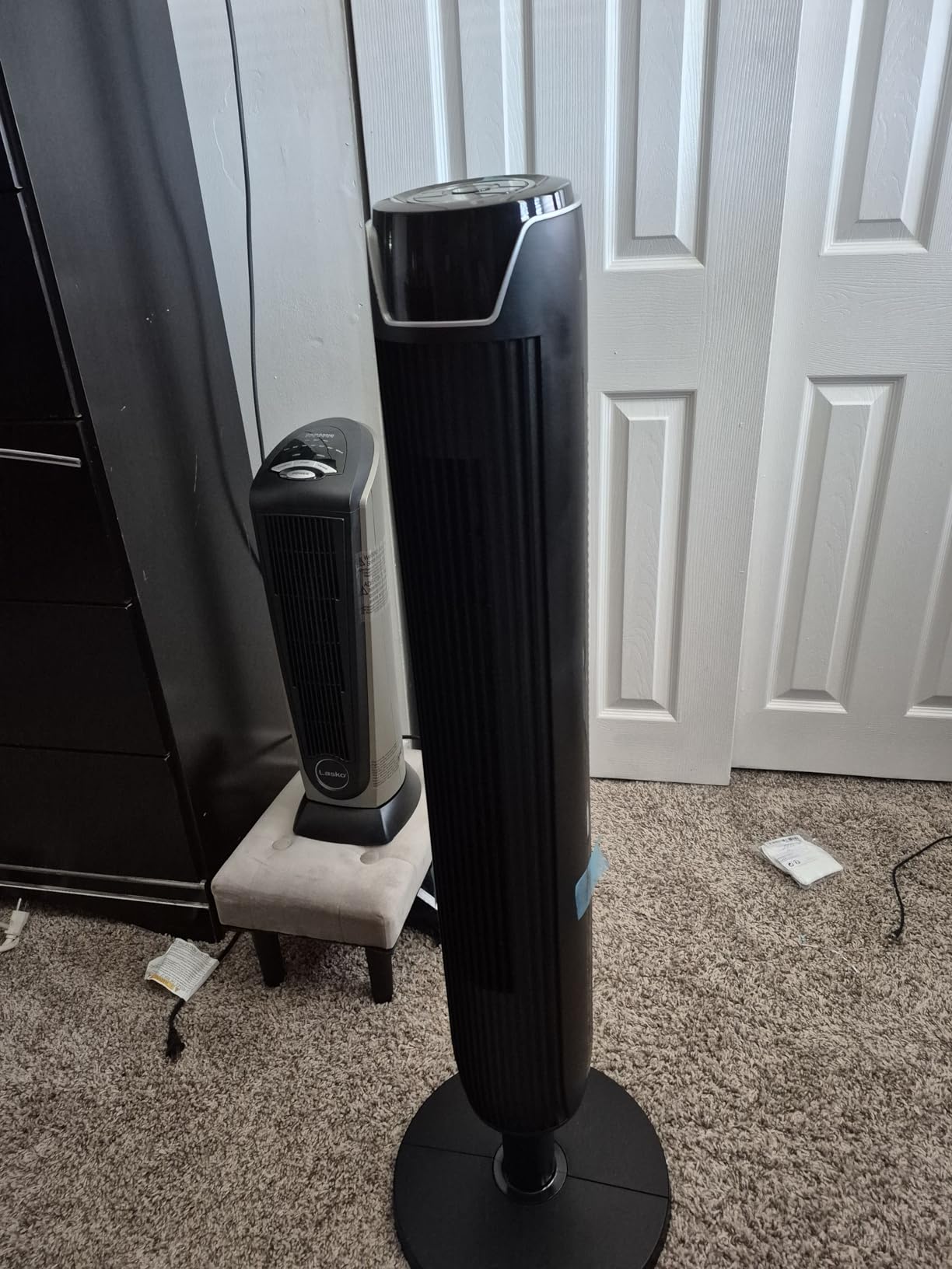 Senville Bladeless Oscillating Tower Fan for Bedroom, Remote, Quiet, Black customer photo 2
