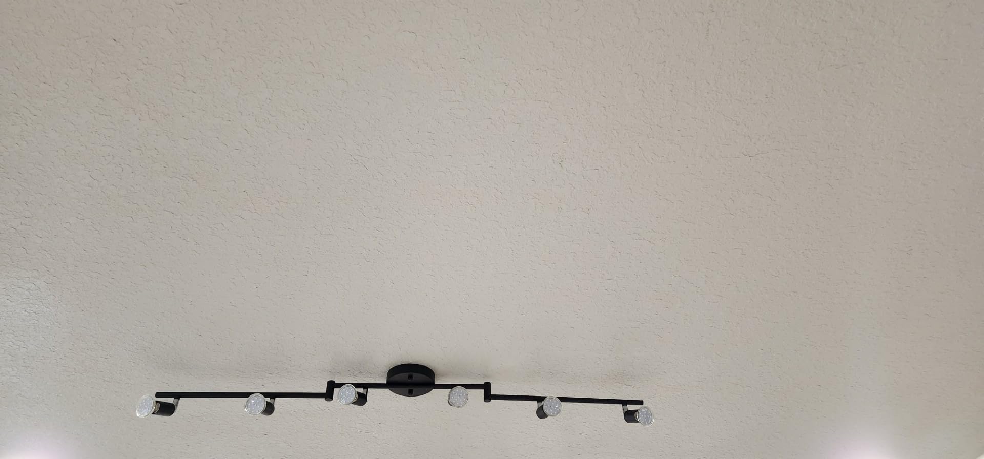 Unicozin LED 4 Light Track Lighting Kit, 24.8'' Black 4 Way Ceiling Spot Lighting, Flexibly Rotatable Head, Track Light Included 4 x LED GU10 Bulb (4W, Daylight White 5000K, 400LM) customer photo 2