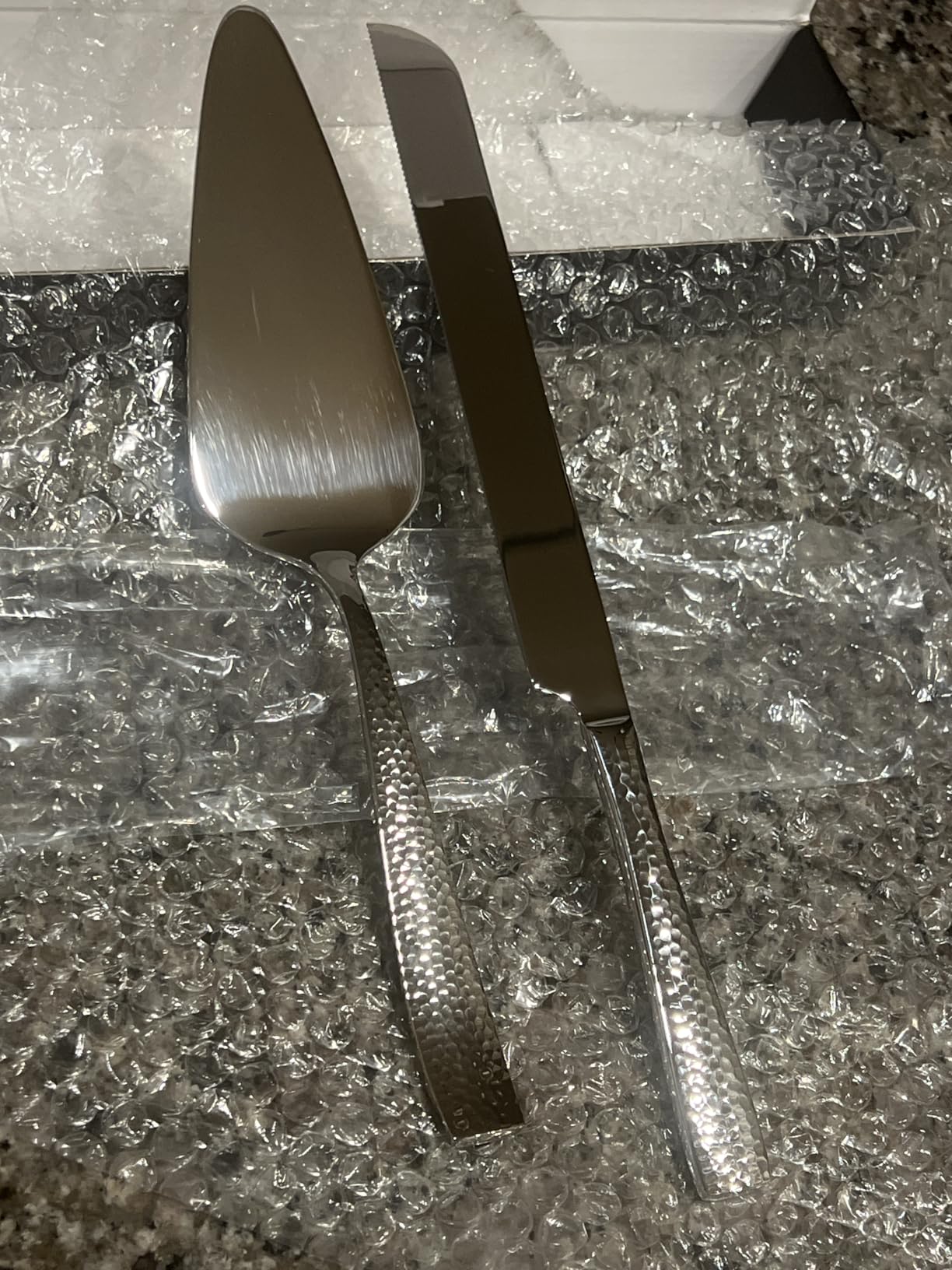 Hudson Essentials Hammered 18/10 Stainless Steel Cake Knife & Cake Server Set customer photo 2