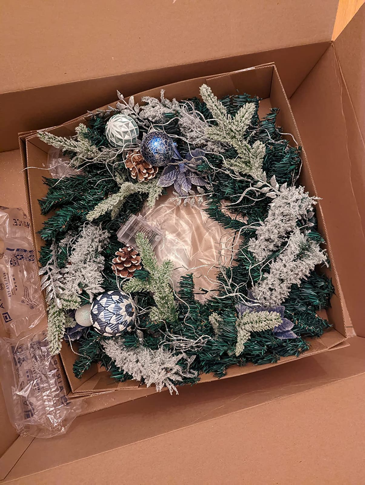 WANNA-CUL Pre-Lit 24 Inch Champagne Gold Christmas Wreath for Front Door customer photo 2