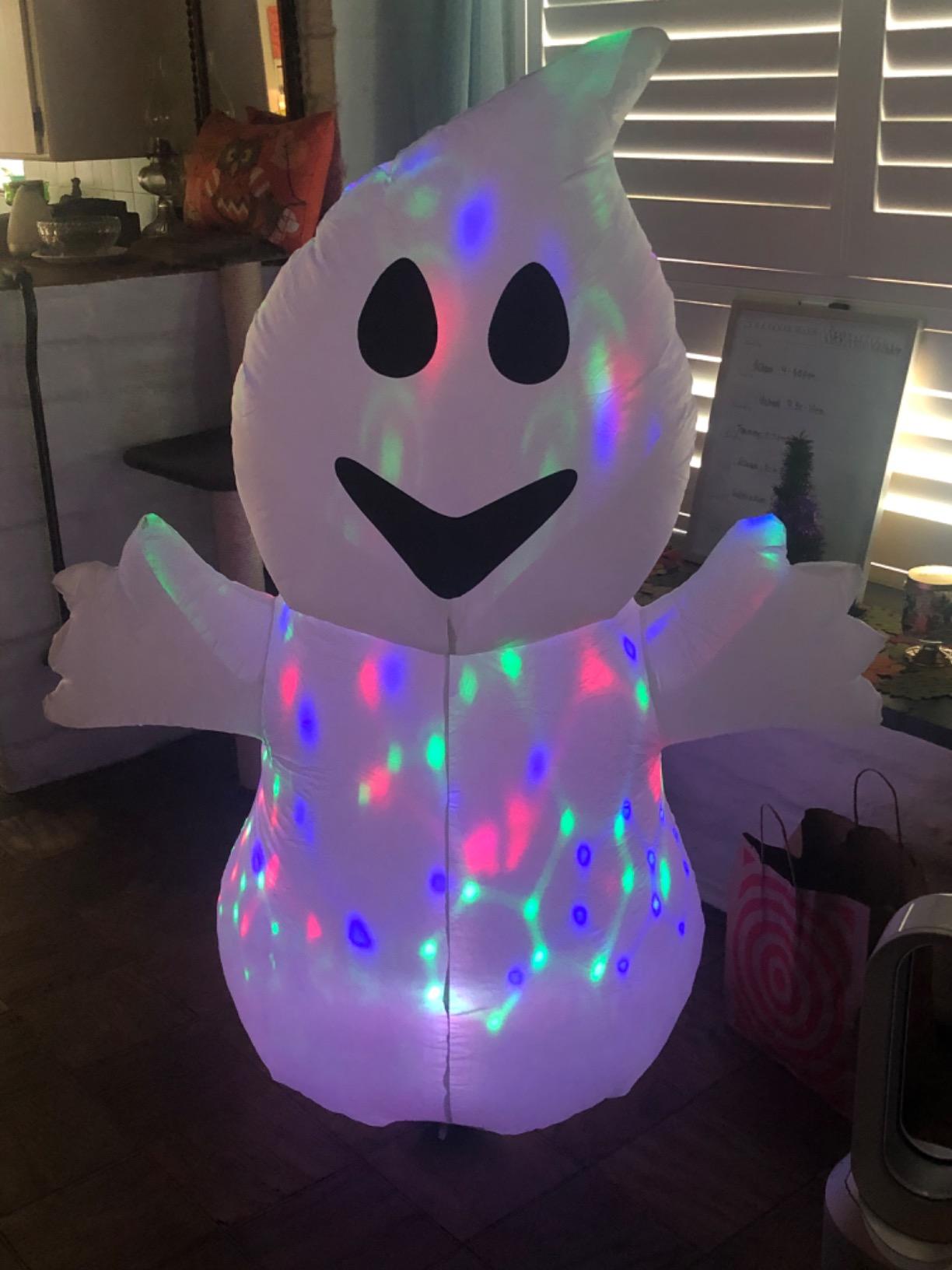 GOOSH 5 FT Halloween Inflatable Ghost Outdoor Decoration with Magic Light, Blow Up Yard Decoration with Built-in LEDs for Garden Lawn Indoor Party Holiday Decor customer photo 1