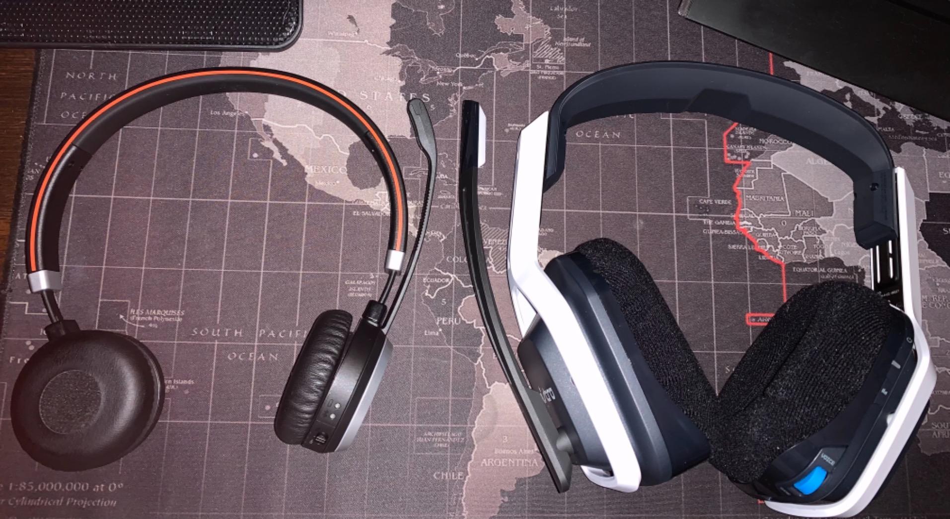 ASTRO Gaming Logitech G A20 Gen 2 Wireless Headset PlayStation - White/Blue customer photo 1