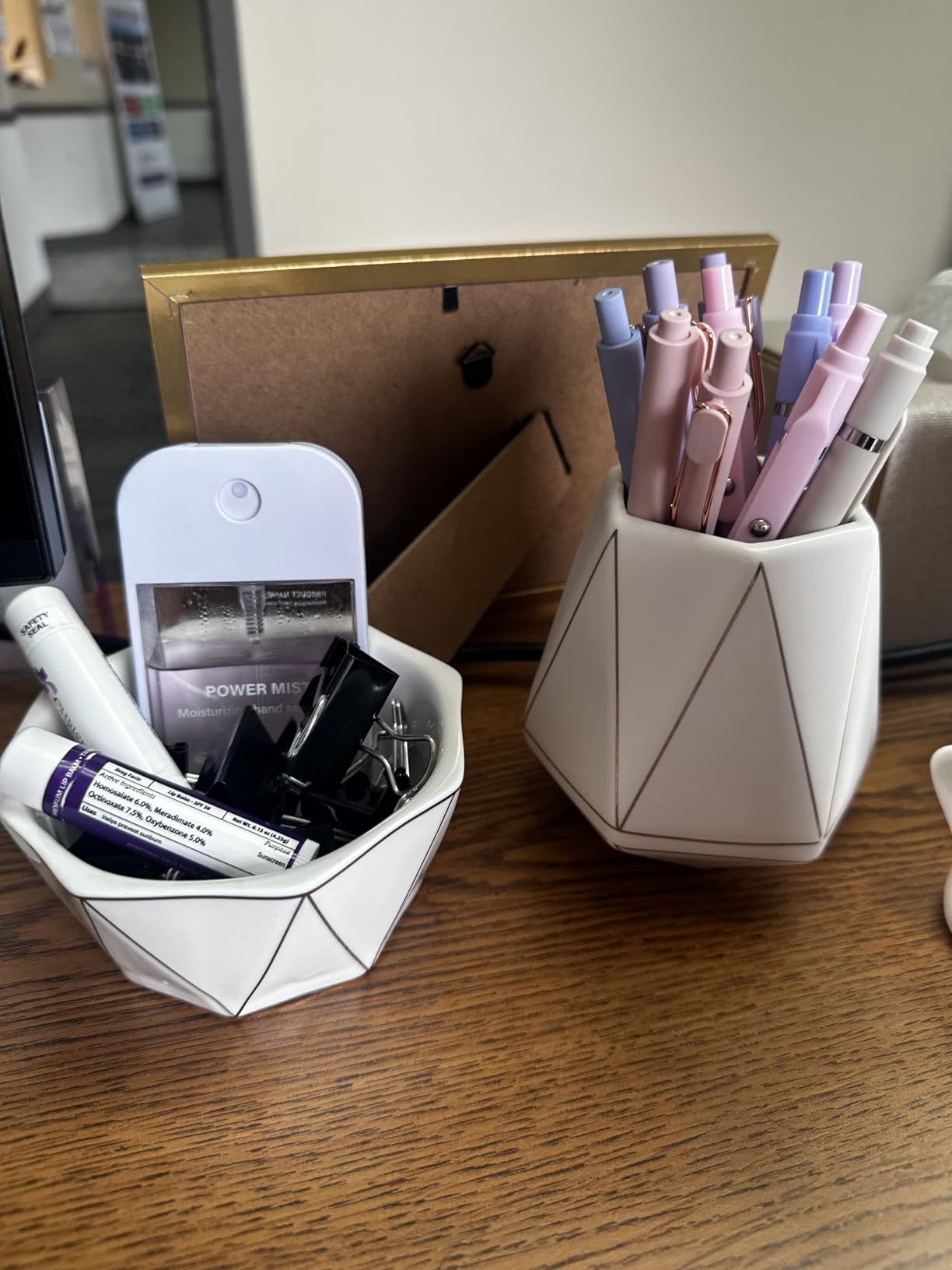 Ceramic Desk Cute Pen Holder Stand Gold Line Pencil Cup Pot Desk Organizer Makeup Brush Holder (White) customer photo 1