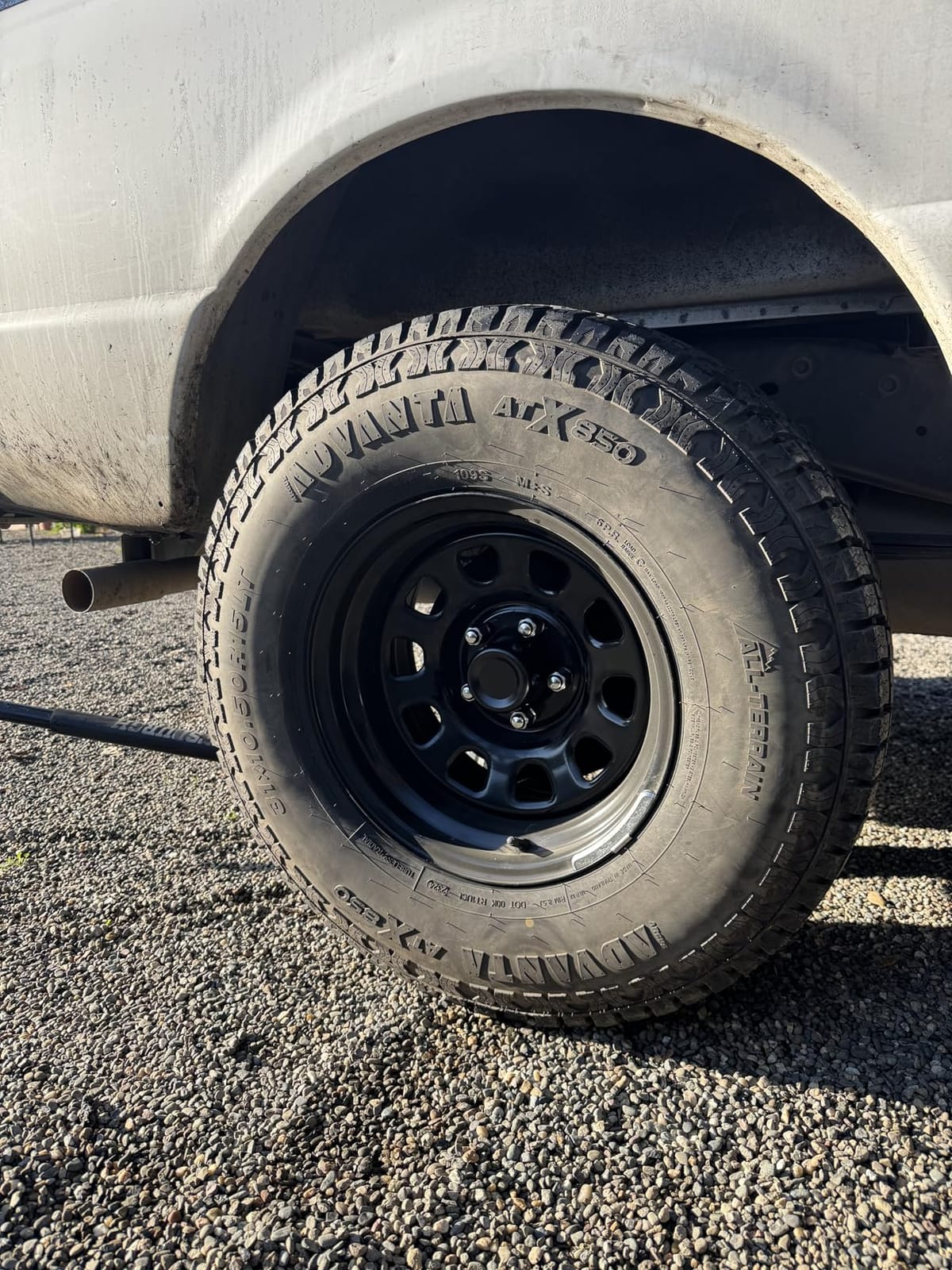 Rough Country Black Steel Wheel - 15x8, 5x4.5 Bolt Pattern, 19mm Offset, 3.30 Bore, Heavy-Duty D-Window Off-Road Rim for Trucks & Jeeps customer photo 2