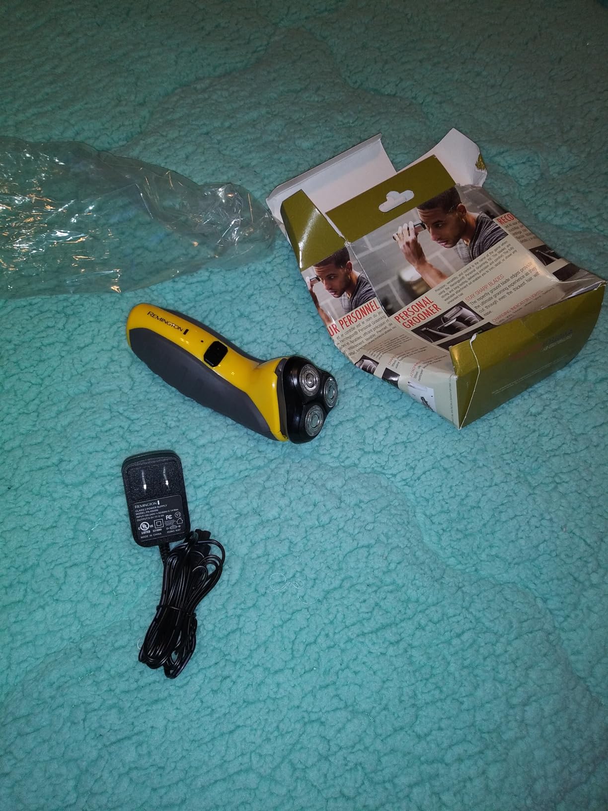 Remington Indestructible Rotary Shaver 5100, Electric Razor, Yellow | 100% Waterproof Design, Engineered Tough to Last, Precision Plus Heads, Dual Track Blades for men, yellow style customer photo 2