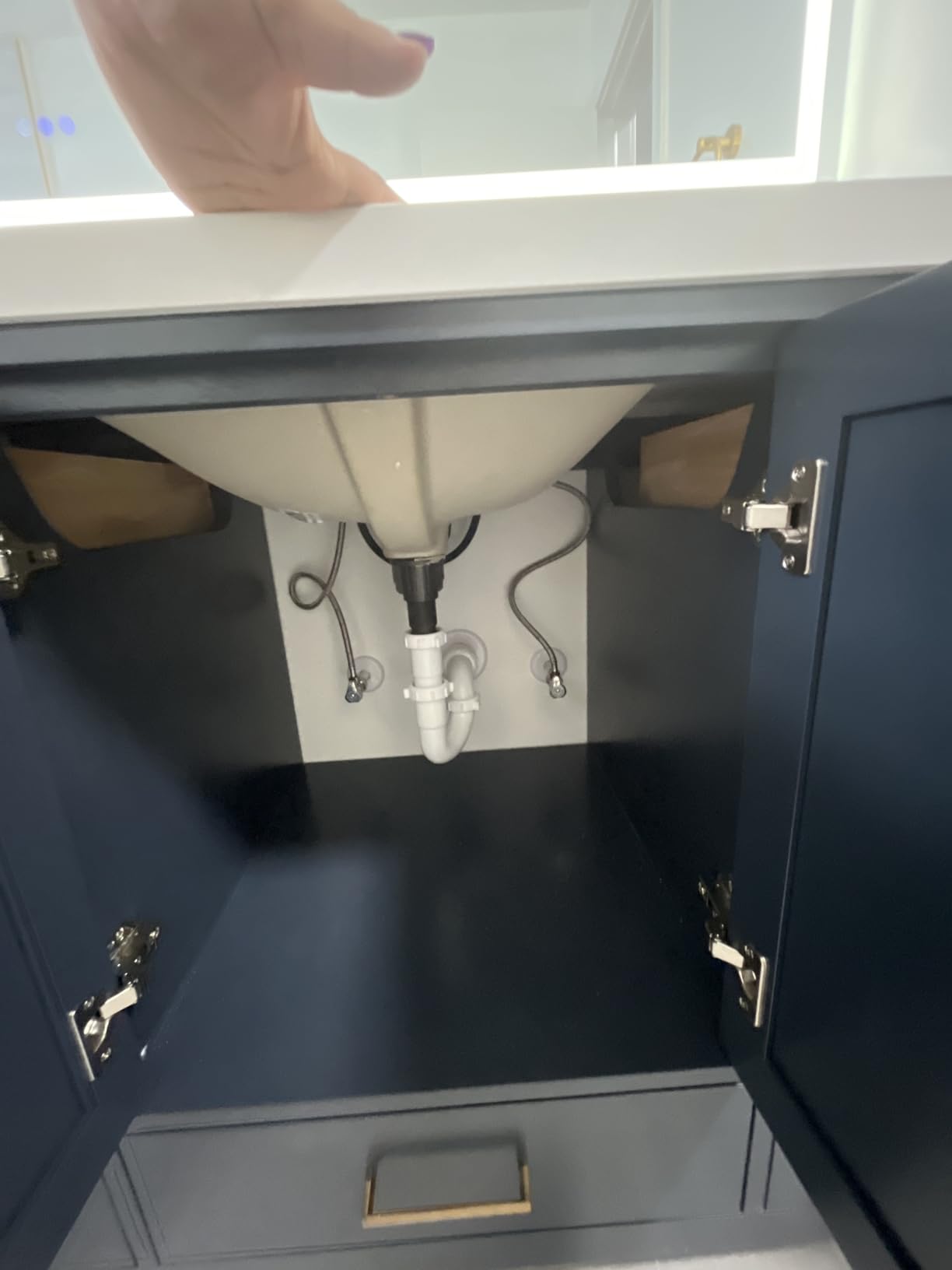 ARIEL Cambridge 48-inch Bathroom Vanity with Sink, Solid Wood, 1.5-inch Pure White Quartz Countertop, Single Rectangular Porcelain Sink, 2 Soft Closing Doors, 9 Dovetail Drawers, Midnight Blue customer photo 2