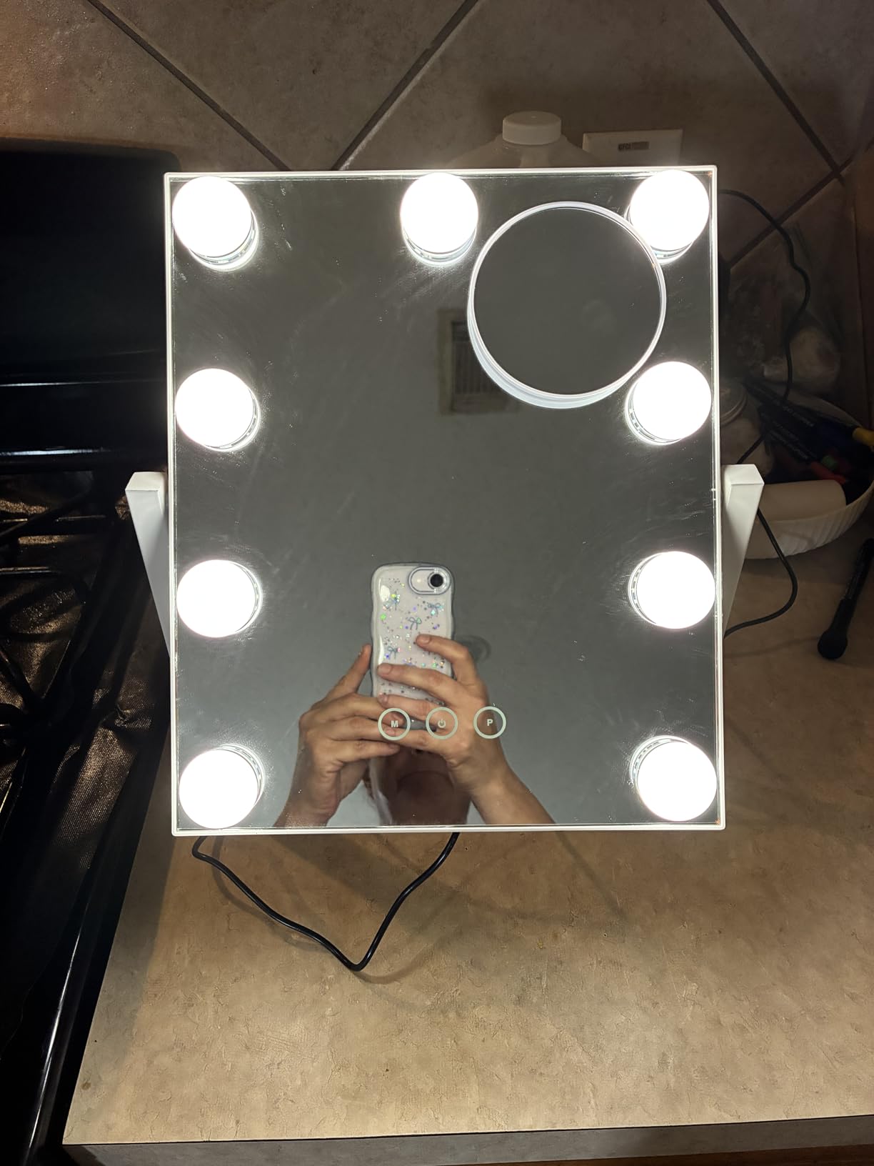 Vanity Mirror with Lights, Makeup Mirror with Lights, 3 Color Lighting Modes Detachable 10X Magnification Mirror Touch Control, 360°Rotation, White customer photo 1