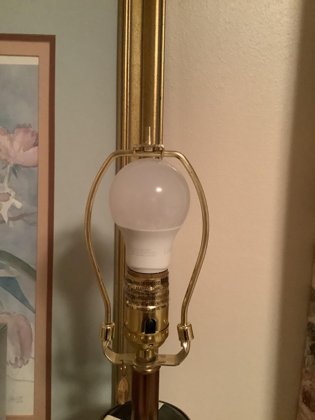 Linkind A19 LED Light Bulbs, 60 Watt Equivalent, 2700K Soft White 6 Packs customer photo 1