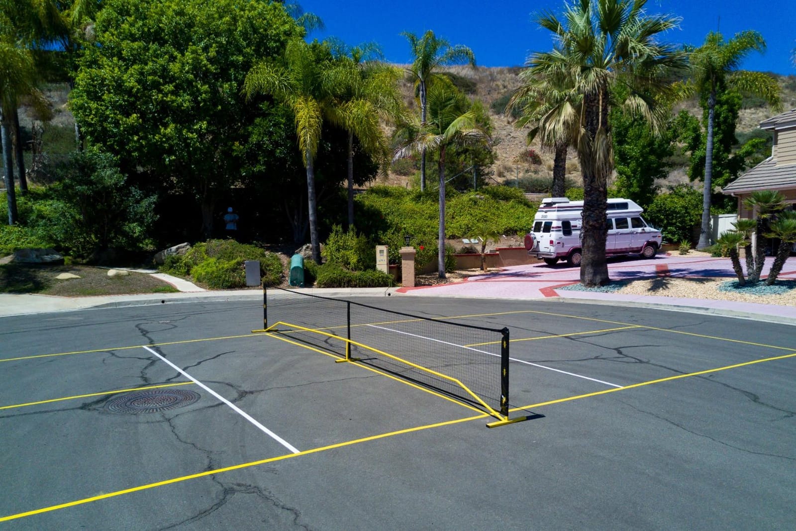 A11N SPORTS Designed for All Weather Conditions with Steady Metal Frame and Strong PE Net, Regulation Size Net with Carrying Bag- 22' Wide x 36