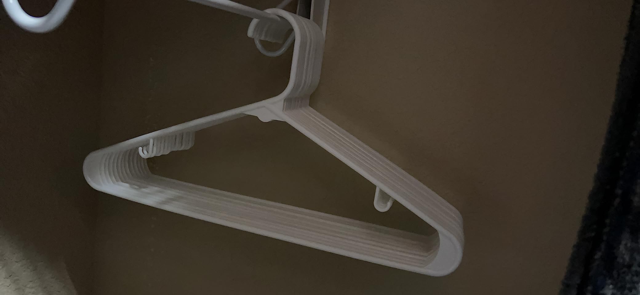 Sharpty Plastic Hangers Clothes Hangers for Clothing, Closet, Coats & Shirts - Durable, Thick, Tough & Space Saving - for Everyday Standard Use, Room Essentials & Basics - 20 Pack - White customer photo 2