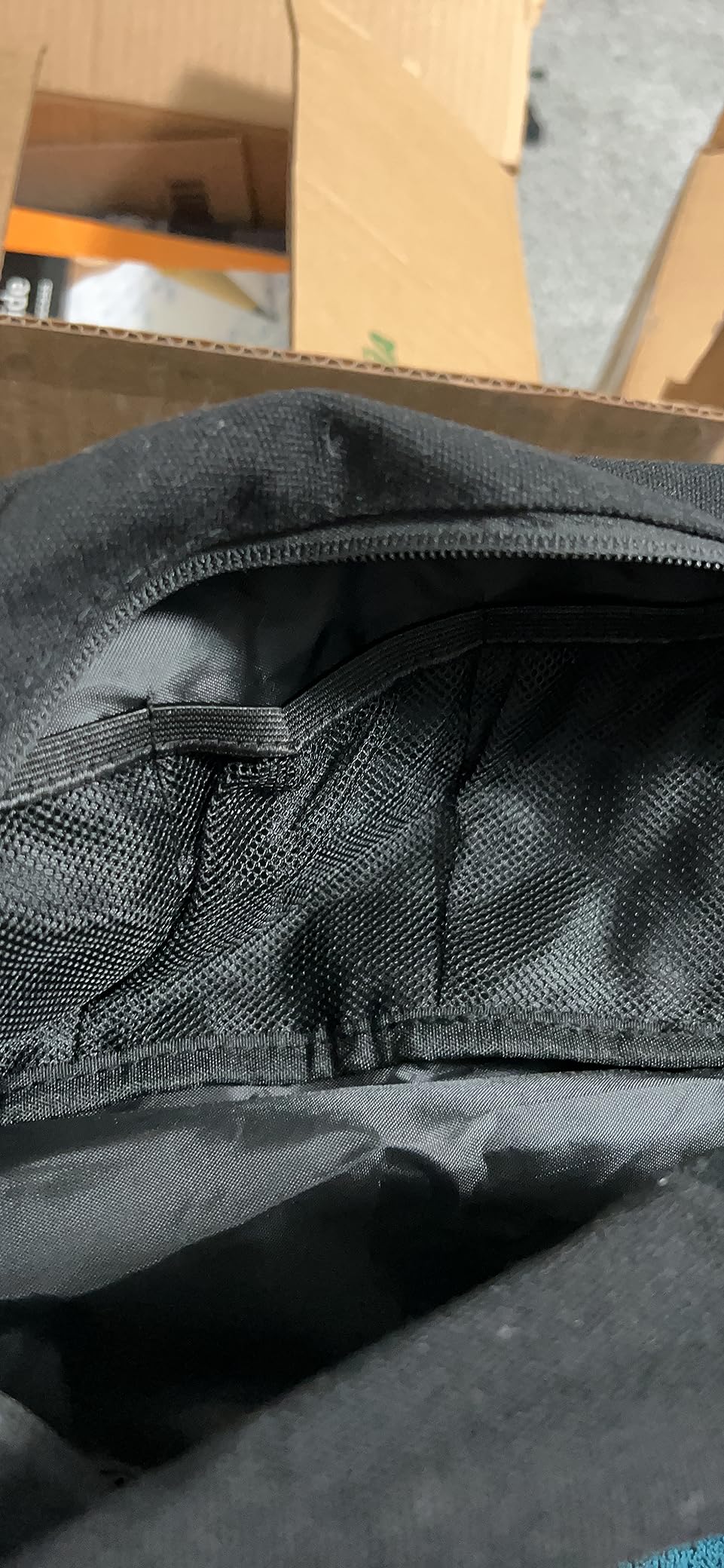 Vorspack Canvas Travel Toiletry Bag for Men, Medium, Black customer photo 1