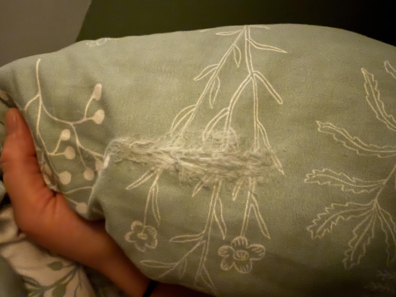 Bedsure Floral Comforter Set Cute Bedding Set Queen Reversible Sage Green customer photo 2