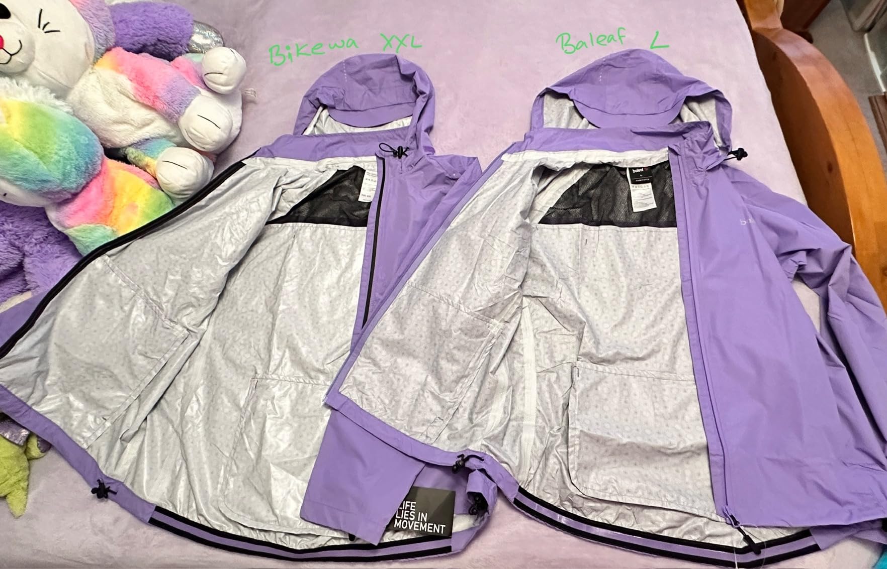 baleaf Packable Rain Jacket Women Waterproof Lightweight Jackets Hooded customer photo 2