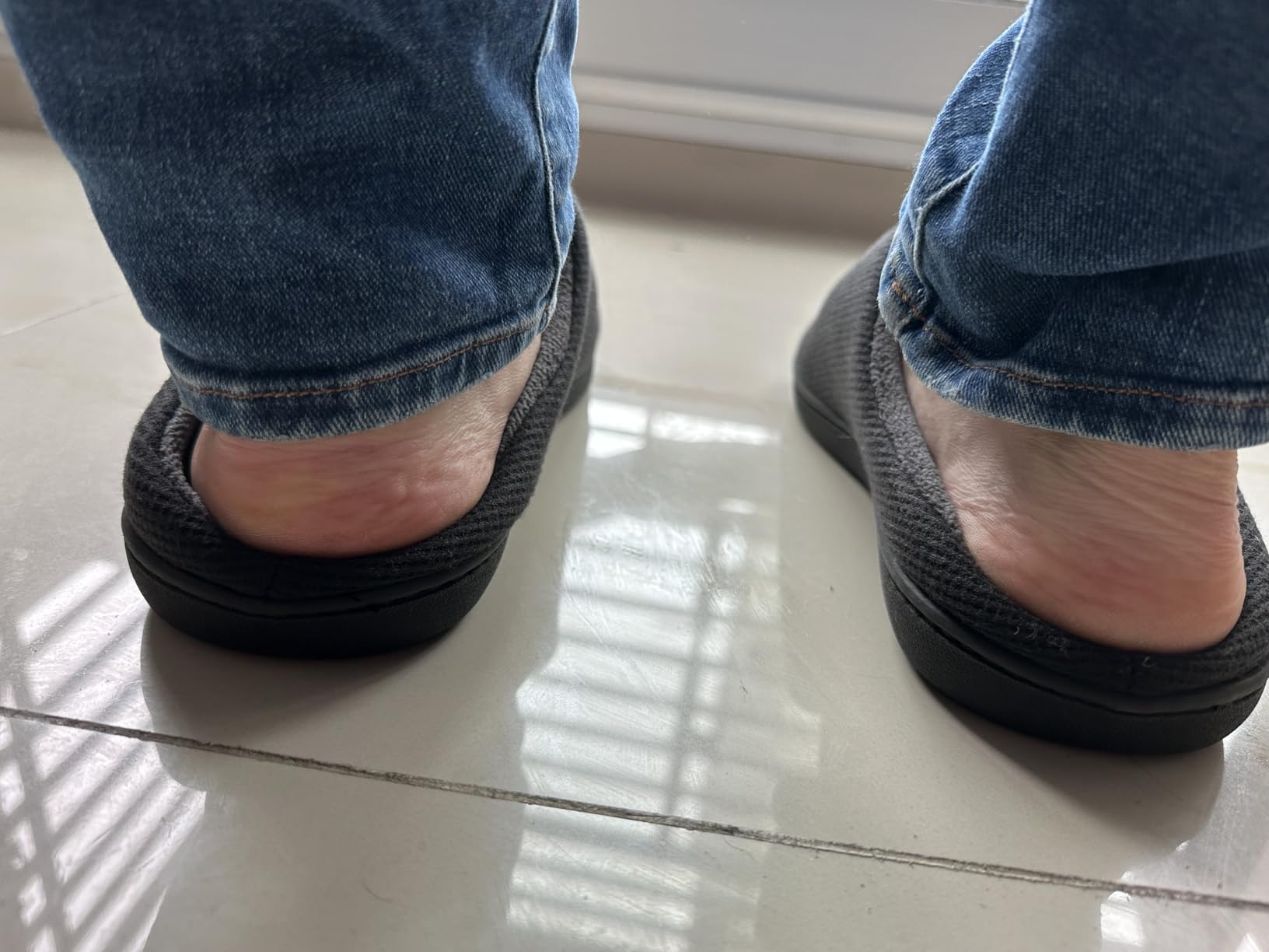 RockDove Men's Original Two-Tone Memory Foam Slipper customer photo 1