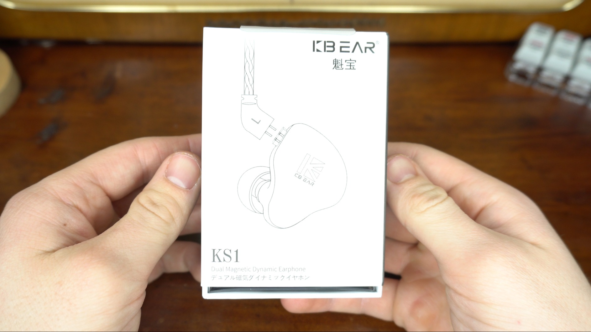 KBEAR KS1 Earphones in Ear Monitor Super Bass Wired Earbuds, Crystal Clear Sound IEM Headphones, High Resolution Noise Canceling Ear Monitors Headphone for Singers Musician Audifonos Auriculares customer photo 2