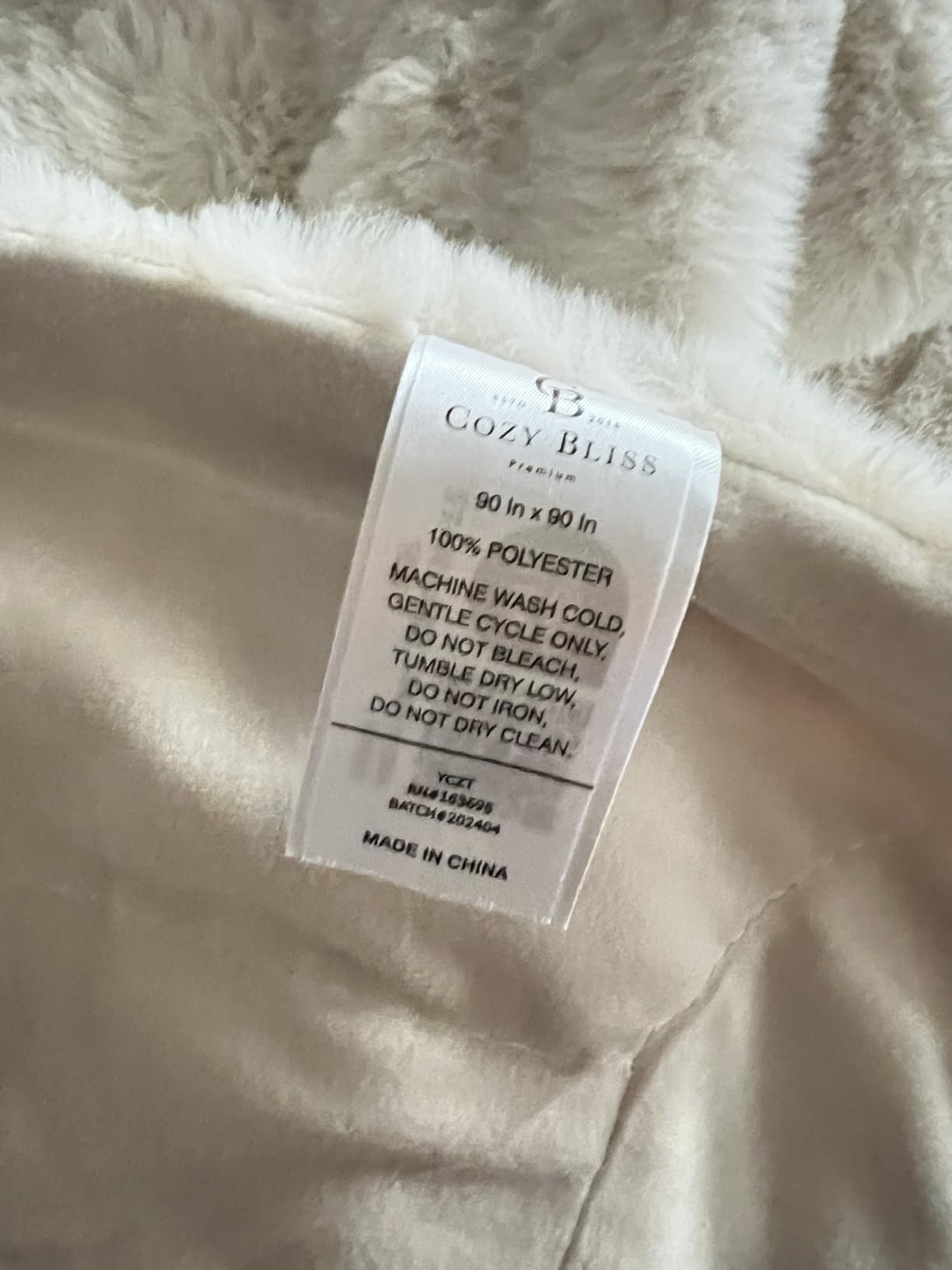 Cozy Bliss Deluxe Sheared Rabbit Faux Fur Throw Blanket, Soft Fuzzy High-Low Sculpted Plush Blanket for Couch, Cozy Home Accent, All Season Use, Beige 60