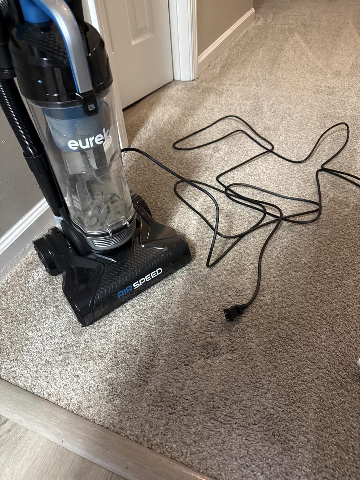 Eureka Vacuum Cleaners for Home, Airspeed Ultra-Lightweight, NEU10AE5 | Senior-Friendly 7.7 lb Pet Hair Upright Vacuum, Carpet & Hard Floor, Brush, Crevice Tool, Washable Filter, Blue customer photo 1