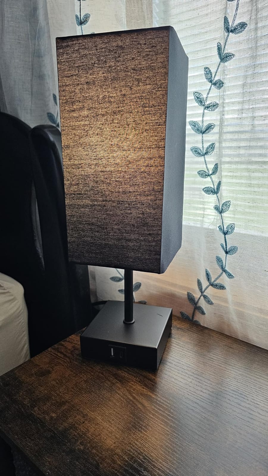 Bedside Table Lamp for Bedroom with 2 USB Ports, 14-Inch, Black customer photo 1