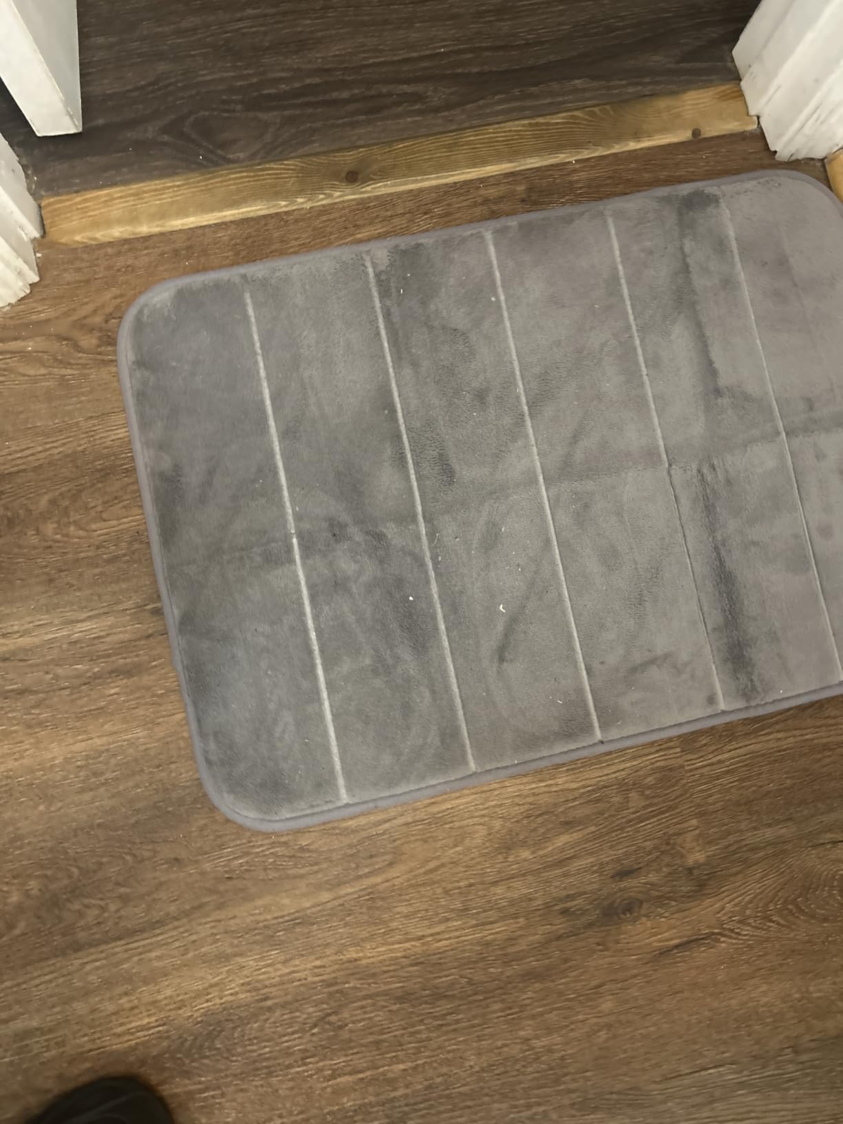 Yimobra Memory Foam Bathroom Rugs Sets 2 Piece - Super Soft Absorbent Quick Dry Bath Mat Set, Machine Washable Non Slip Floor Carpet for Tub Shower & Single Sink (17x24 & 31.5x20 Inch, Gray) customer photo 2