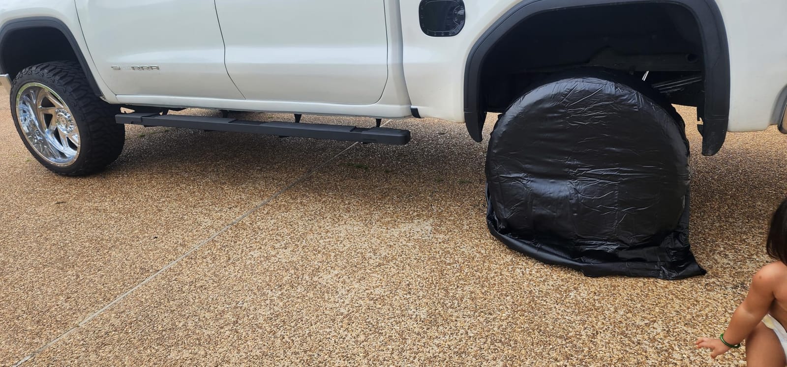 VINPATIO Rough Tire Covers 4 Pack, Waterproof Vinyl Wheel Protectors with Lining for RV, Trailer, Camper, Motorhome, SUV, Car, Universal Fits Tire Diameters 40-42 inches, Black customer photo 1