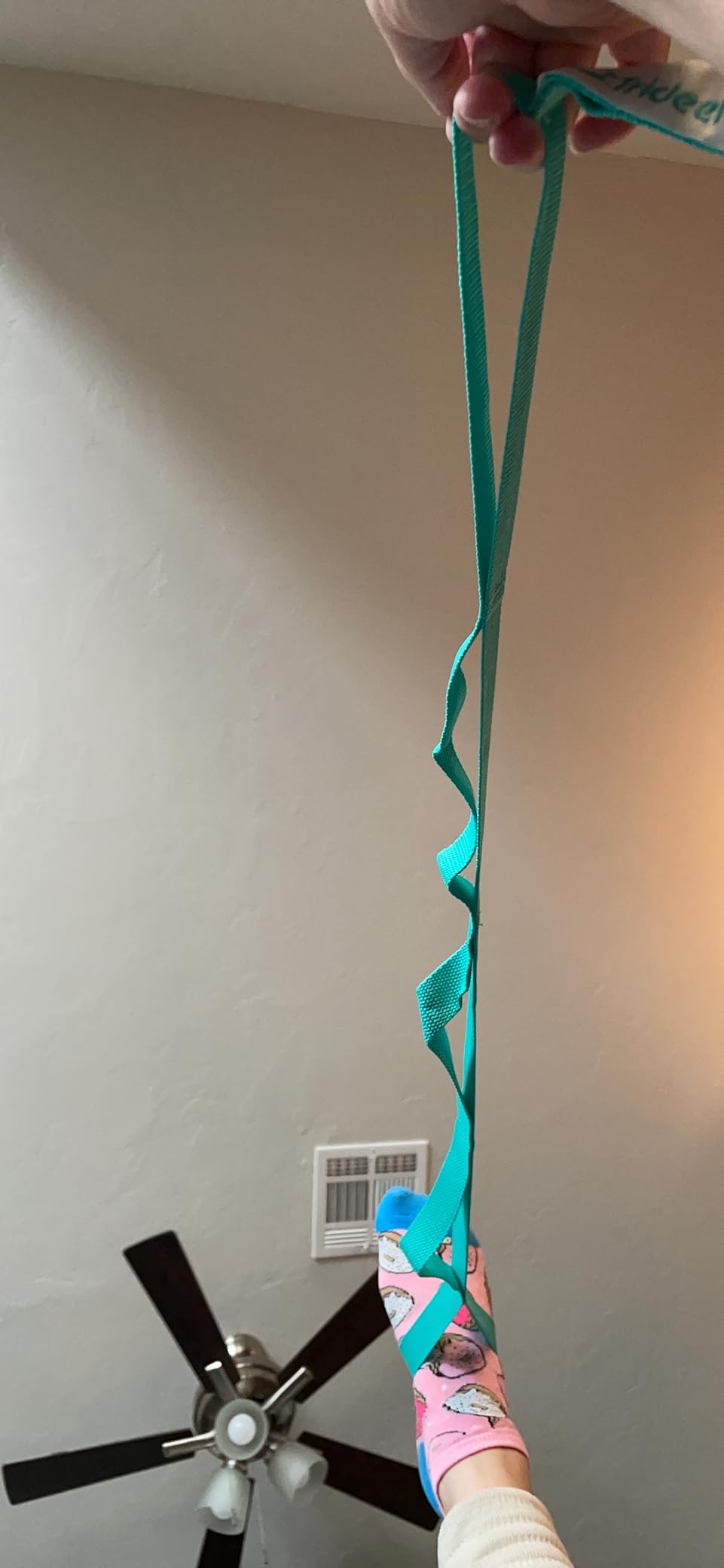 Trideer Stretching Strap with Loops & Leg Lifter, Non-Elastic PT Strap customer photo 1