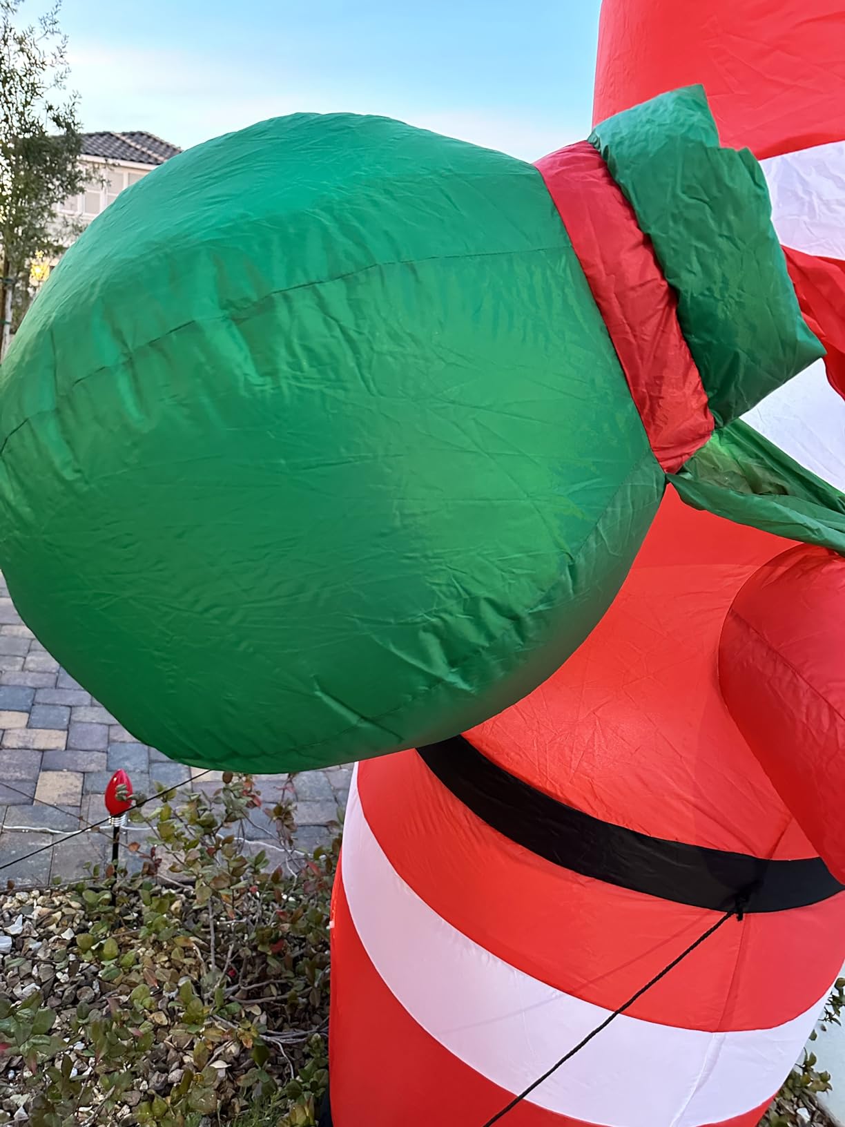 8 FT Christmas Inflatables Santa Claus Outdoor Decorations, Blow Up Santa Claus with Gifts Bag, Big Santa Carrying Presents Sack, Built-in LED Light, Xmas Outside Decor for Front Back Yard Garden Lawn customer photo 1