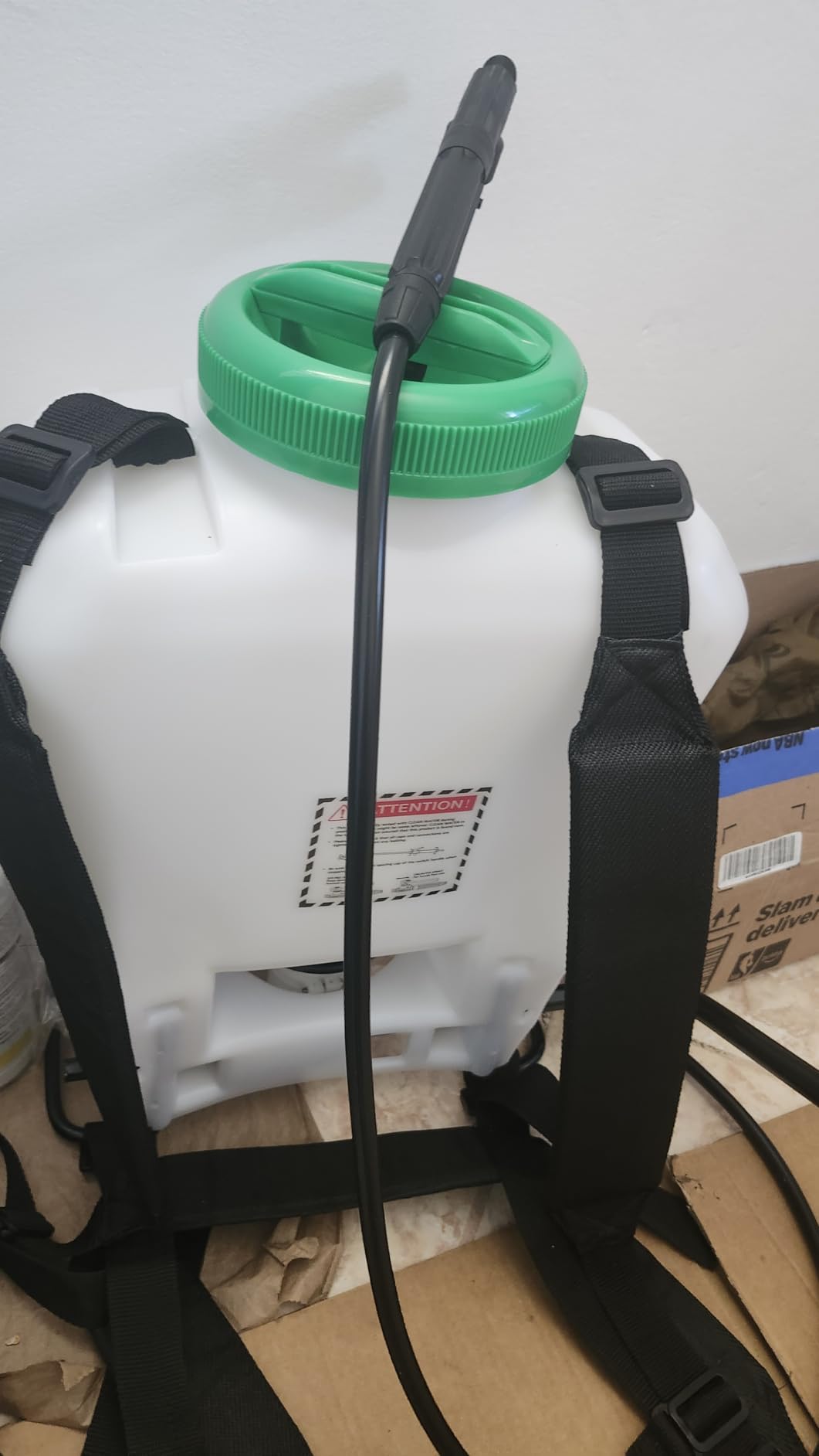 REALWORK 4-Gallon Backpack Sprayer with Padded Shoulder Strap for Pests & Weeds, Watering Garden, and Spraying Plants, in Translucent White customer photo 2