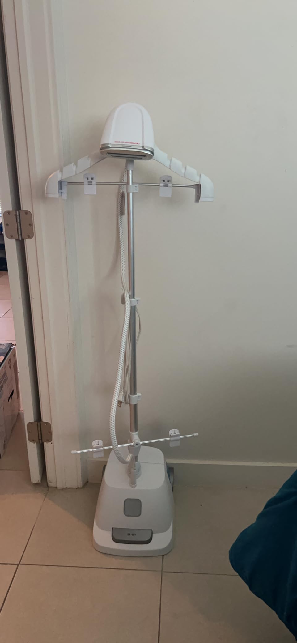 Conair Full Size Garment Steamer for Clothes, Turbo ExtremeSteam 1875W Professional Steam and Press customer photo 1