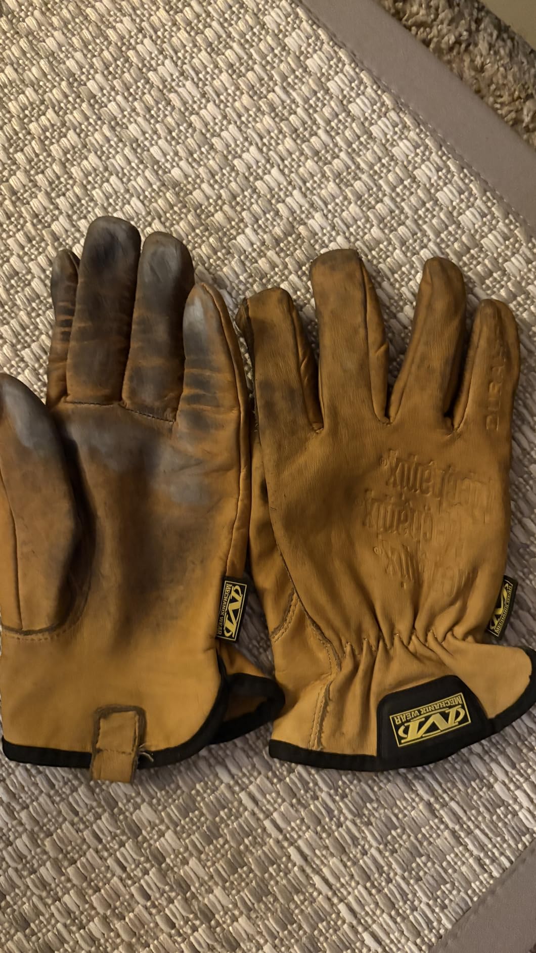 Mechanix Wear Leather Cow Driver Gloves, Tan, X-Large customer photo 2
