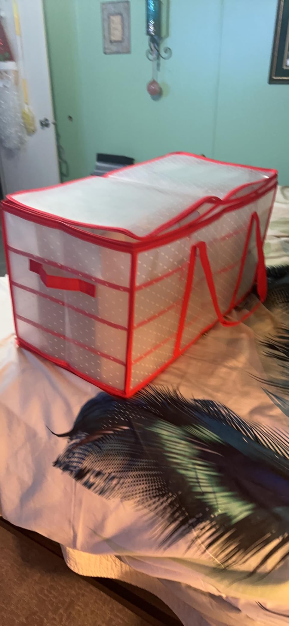 SONGMICS Large Christmas Ornament Storage Box, with 128 Slots customer photo 1