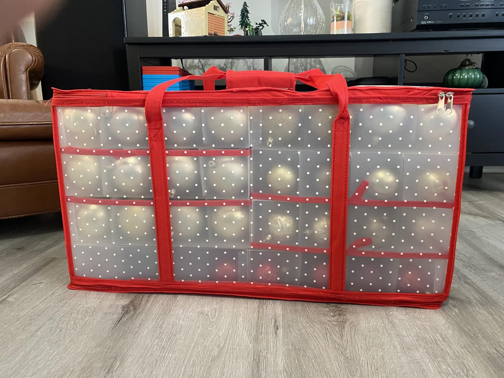 SONGMICS Large Christmas Ornament Storage Box, with 128 Slots customer photo 2