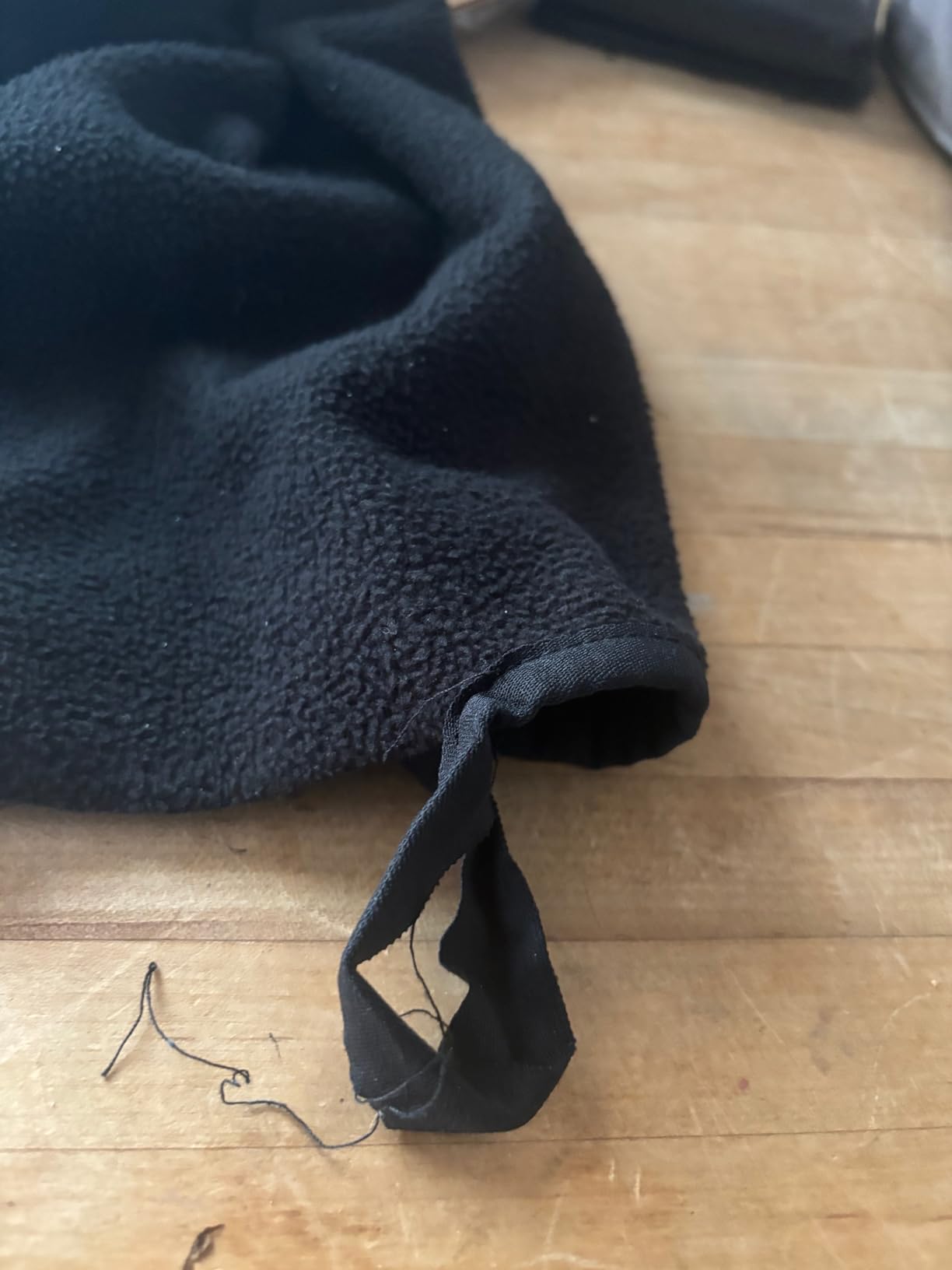 Amazon Essentials Men's Full-Zip Polar Fleece Jacket with Zippered Pockets for Cold Outdoor Weather (Available in Big & Tall) customer photo 1