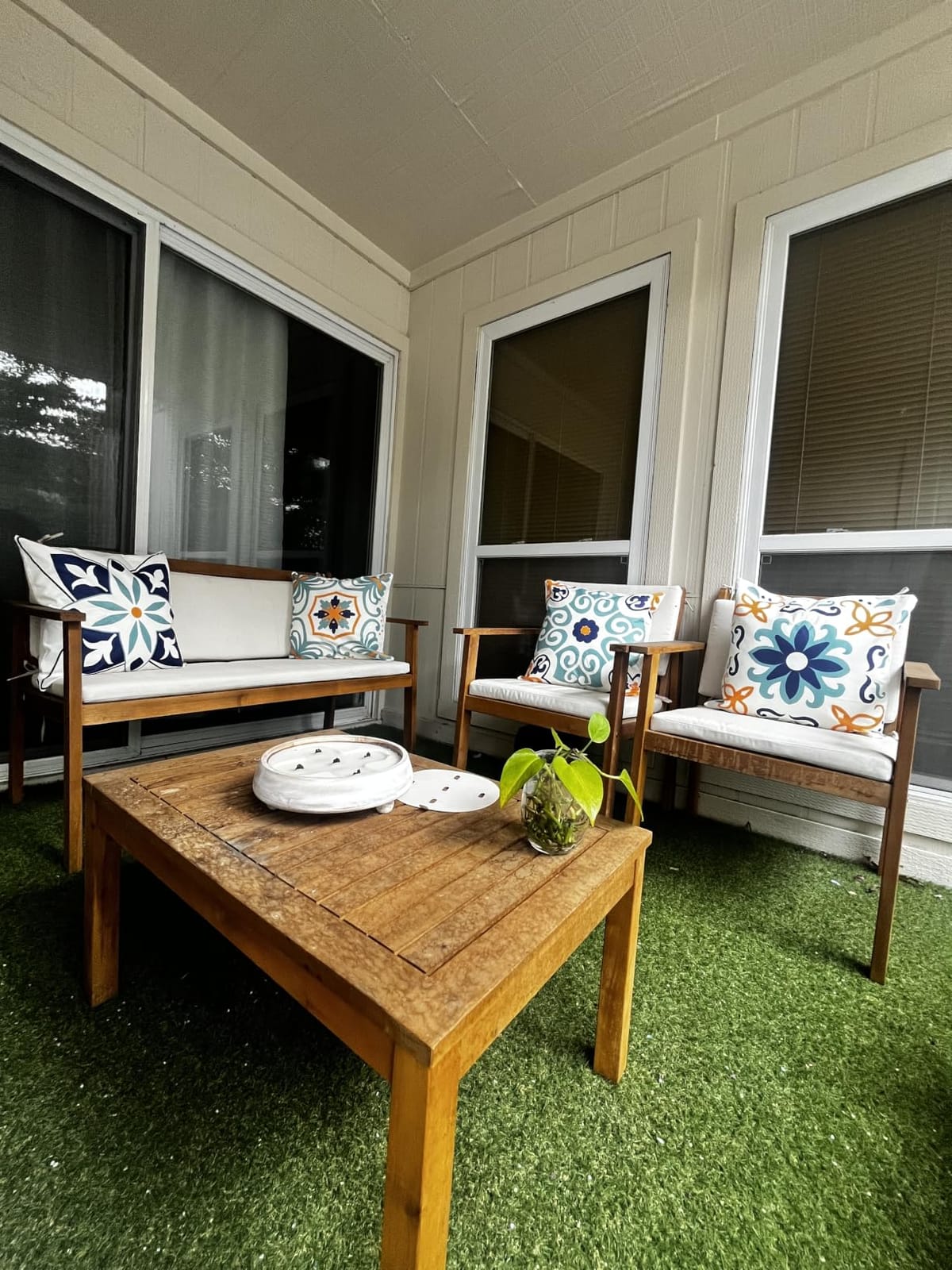 Pyonic Outdoor Waterproof Throw Pillow Covers Set of 4 Floral Printed and Boho Farmhouse Summer Outdoor Pillow Covers for Patio Funiture Garden 18x18 Inch Blue customer photo 2